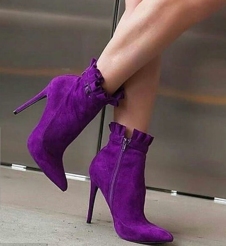 High Heel Shoe Wallpapers