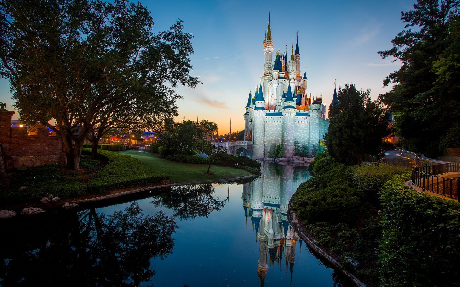 High Resolution Disney World Wallpapers