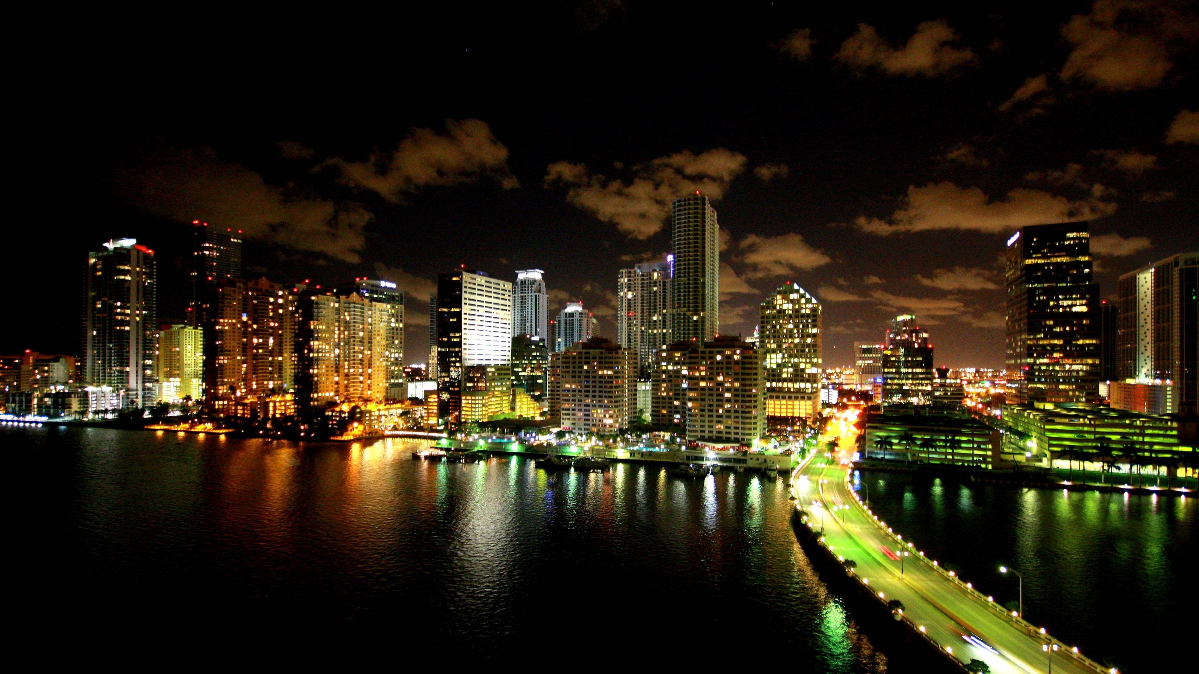 High Resolution Miami Skyline Wallpapers