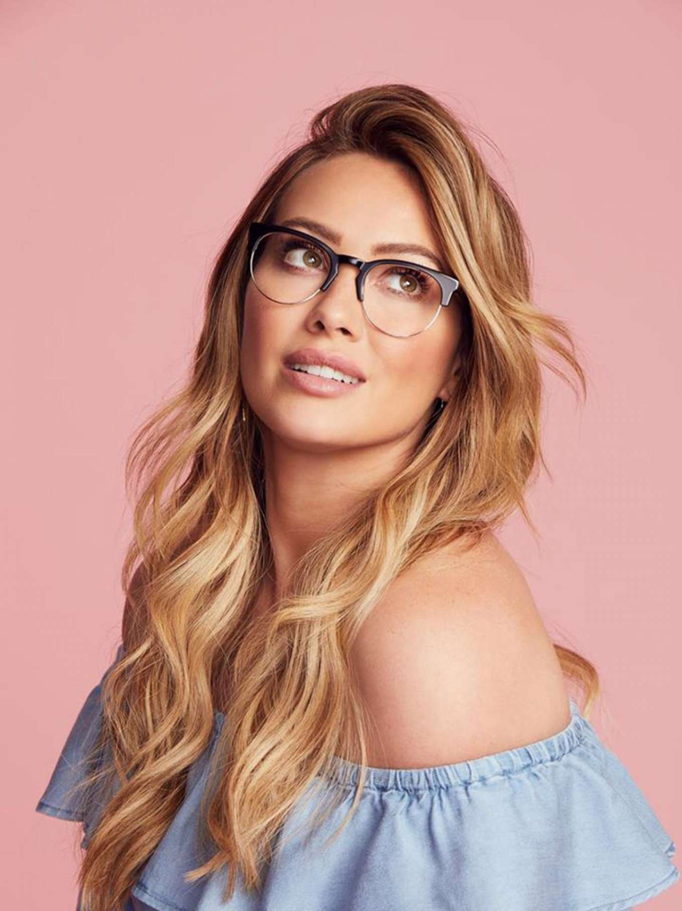 Hilary Duff Glasses USA Wallpapers