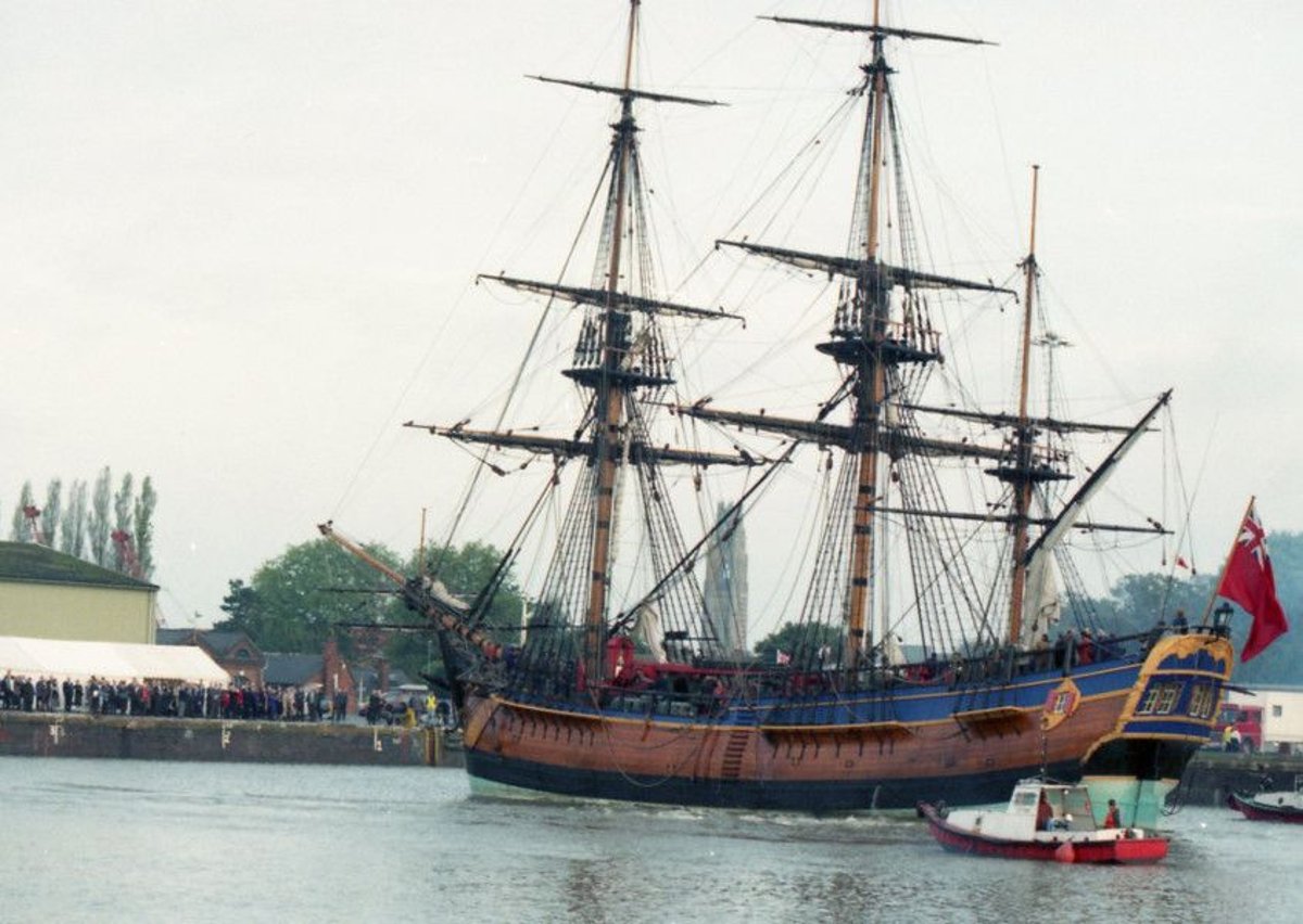 Hm Bark Endeavour Replica Wallpapers