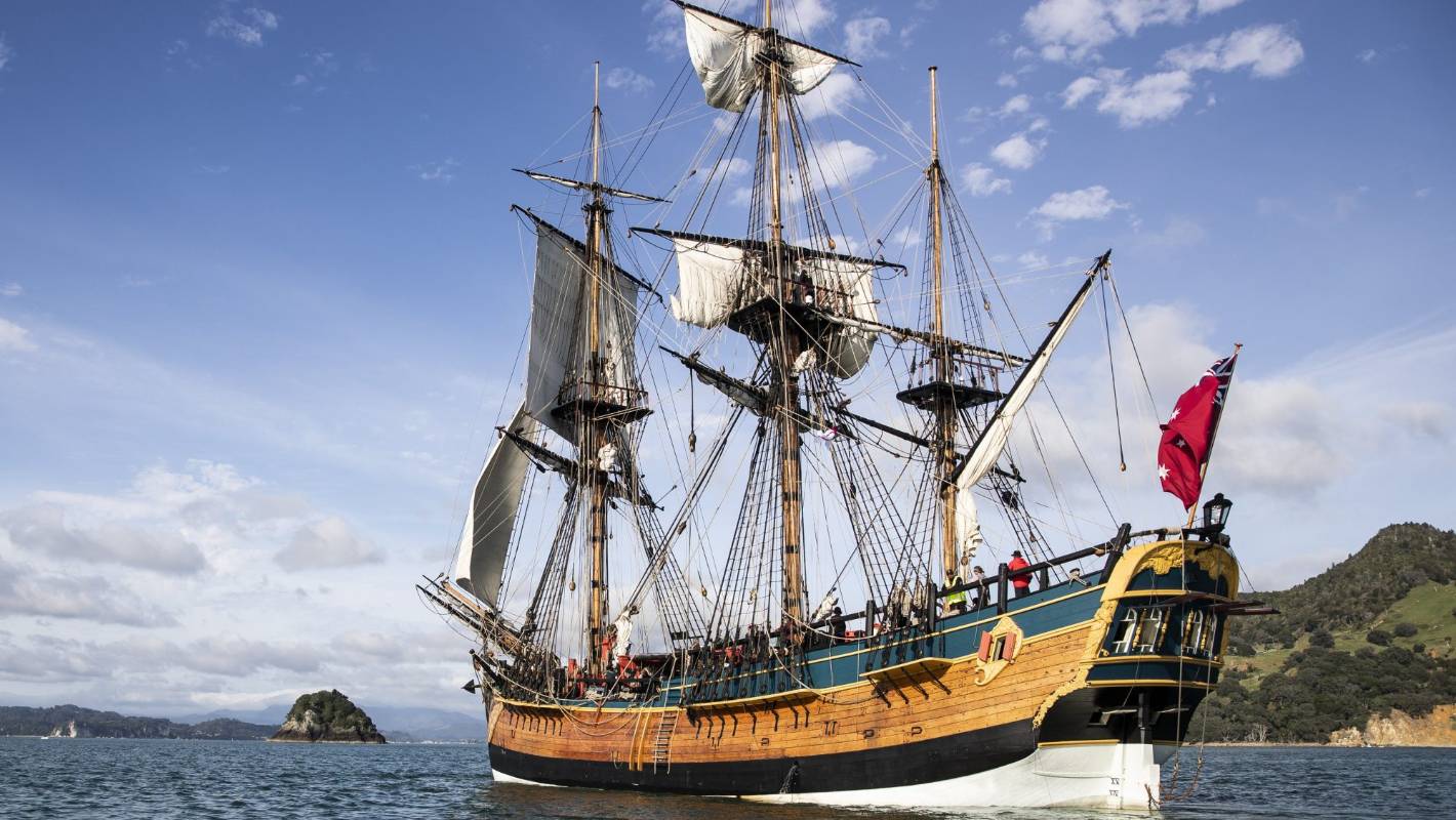 Hm Bark Endeavour Replica Wallpapers