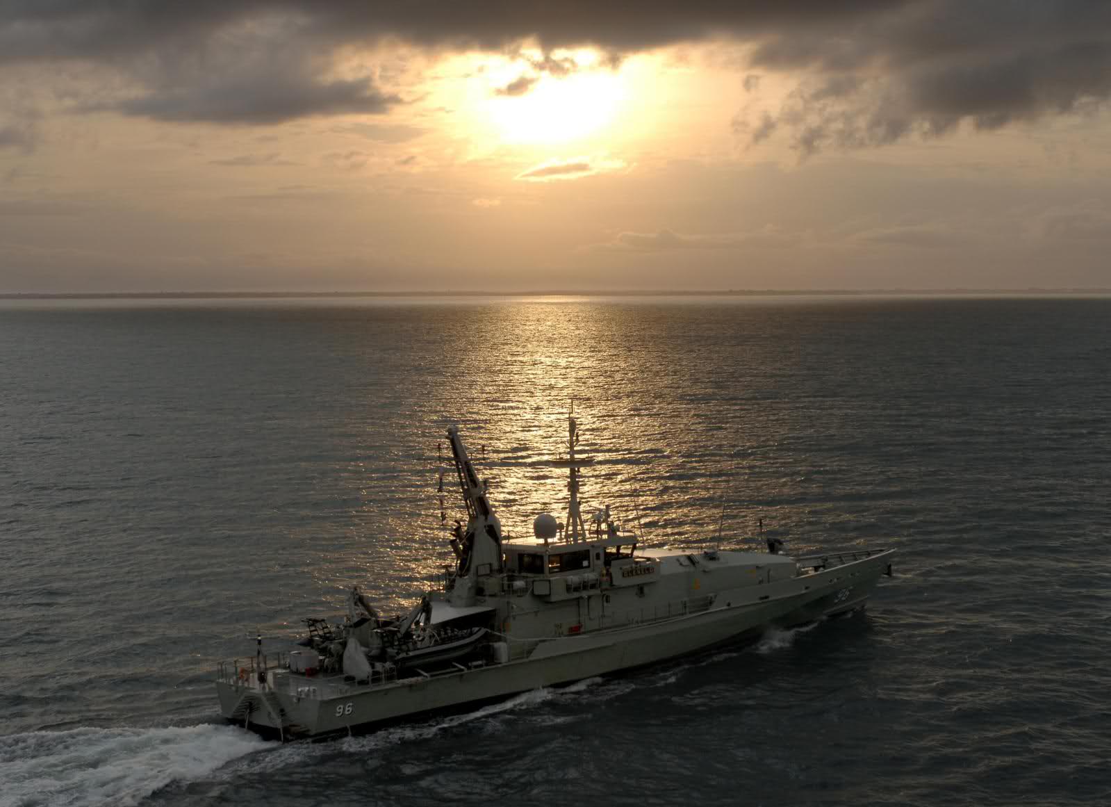 Hmas Maryborough (Acpb 95) Wallpapers