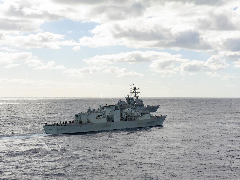 Hmcs Calgary (Ffh 335) Wallpapers