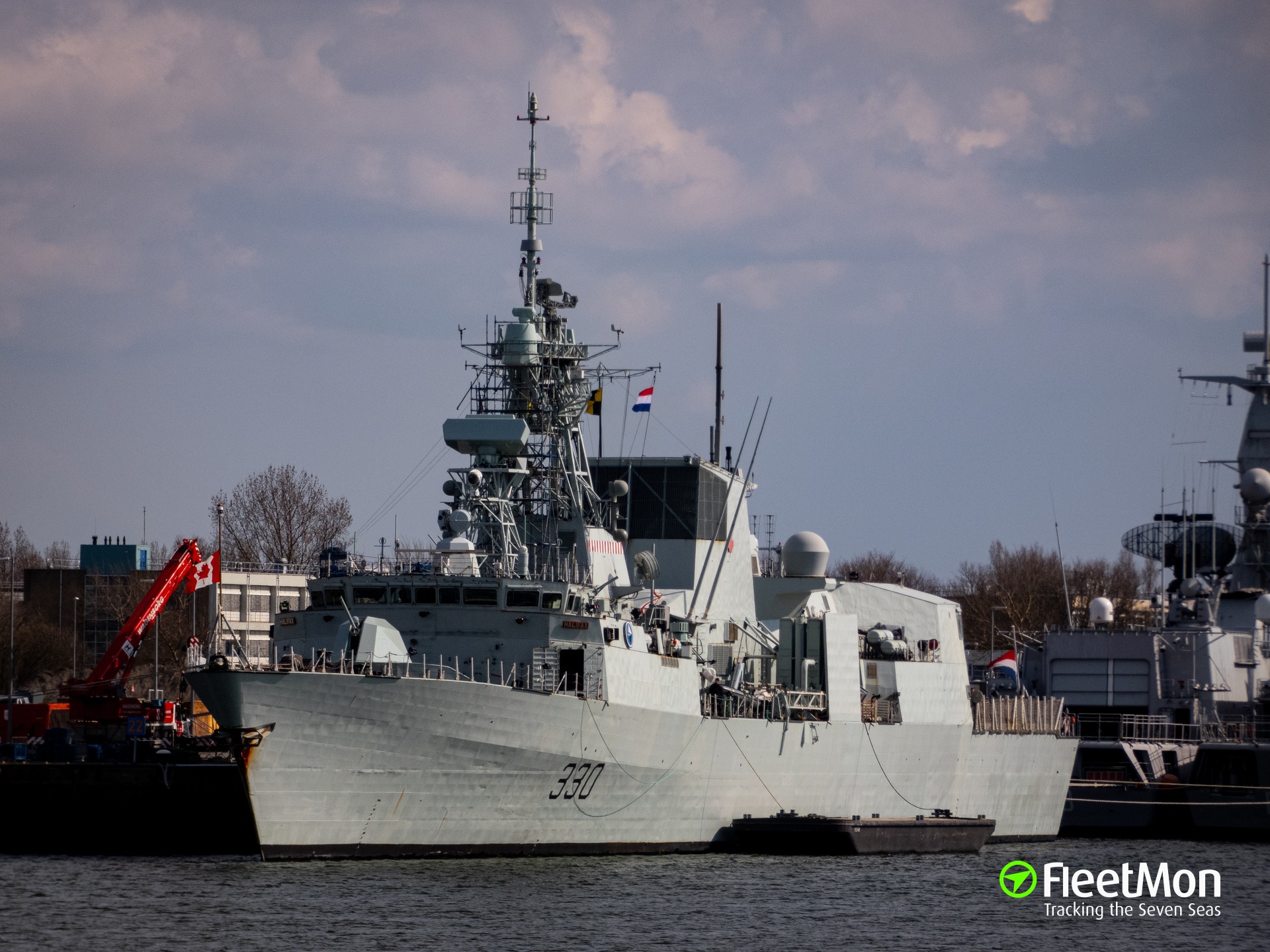 Hmcs Halifax (Ffh 330) Wallpapers