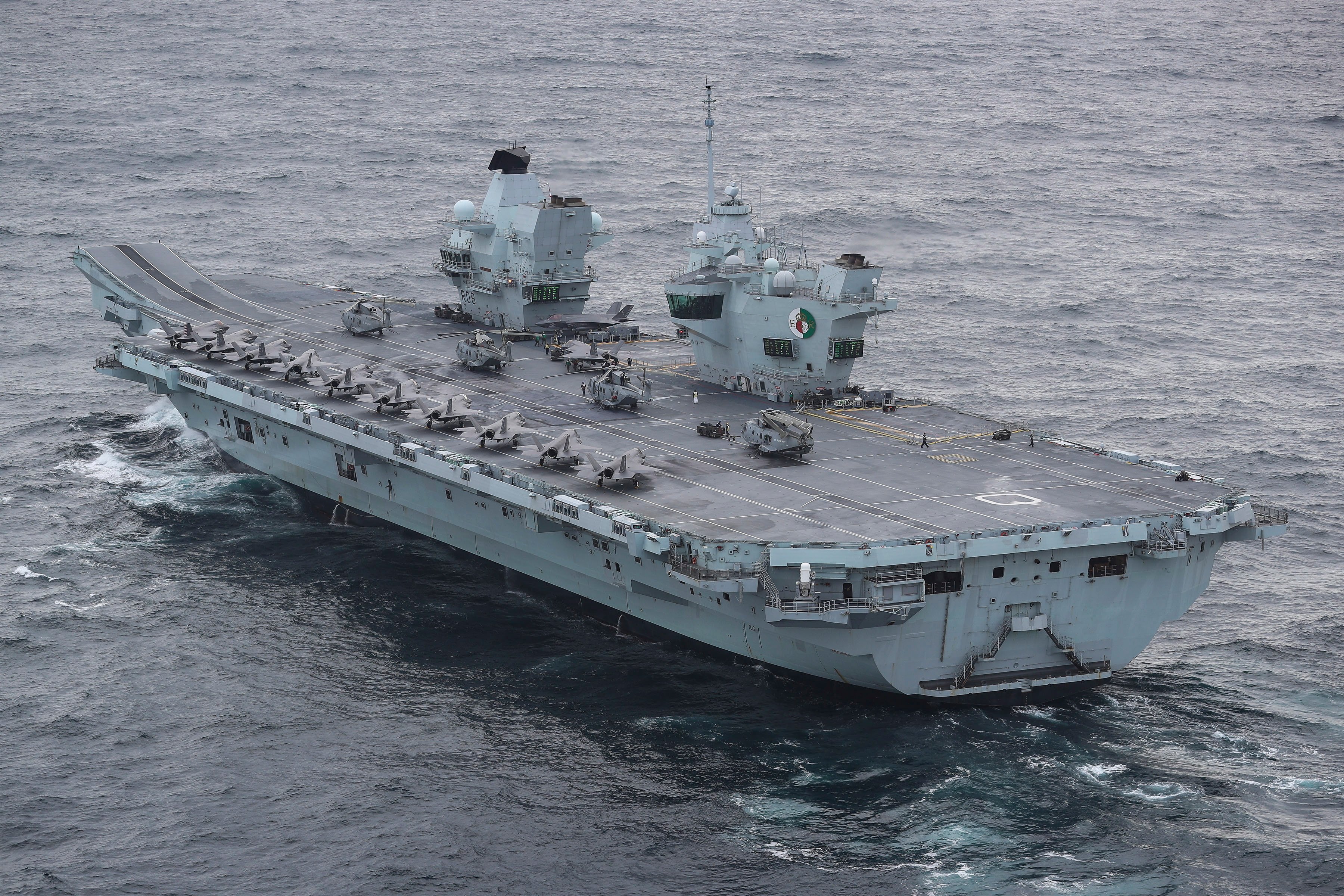 Hms Queen Elizabeth (R08) Wallpapers