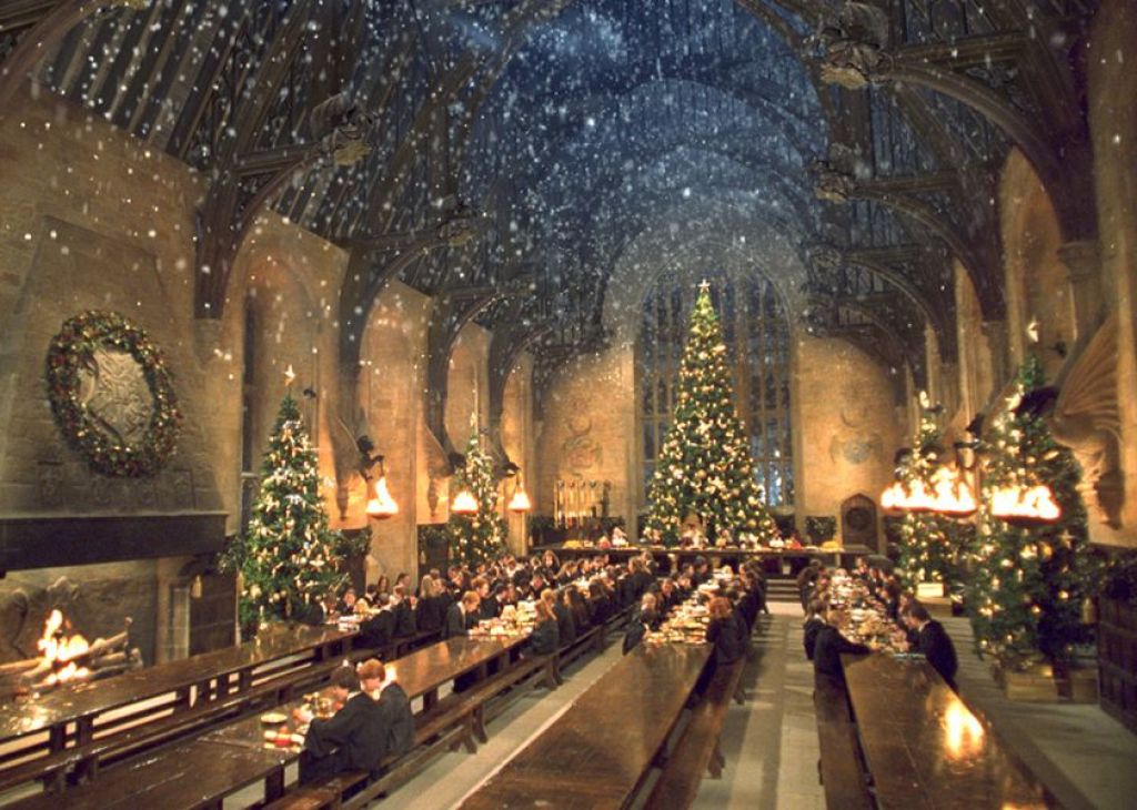 Hogwarts Christmas Wallpapers