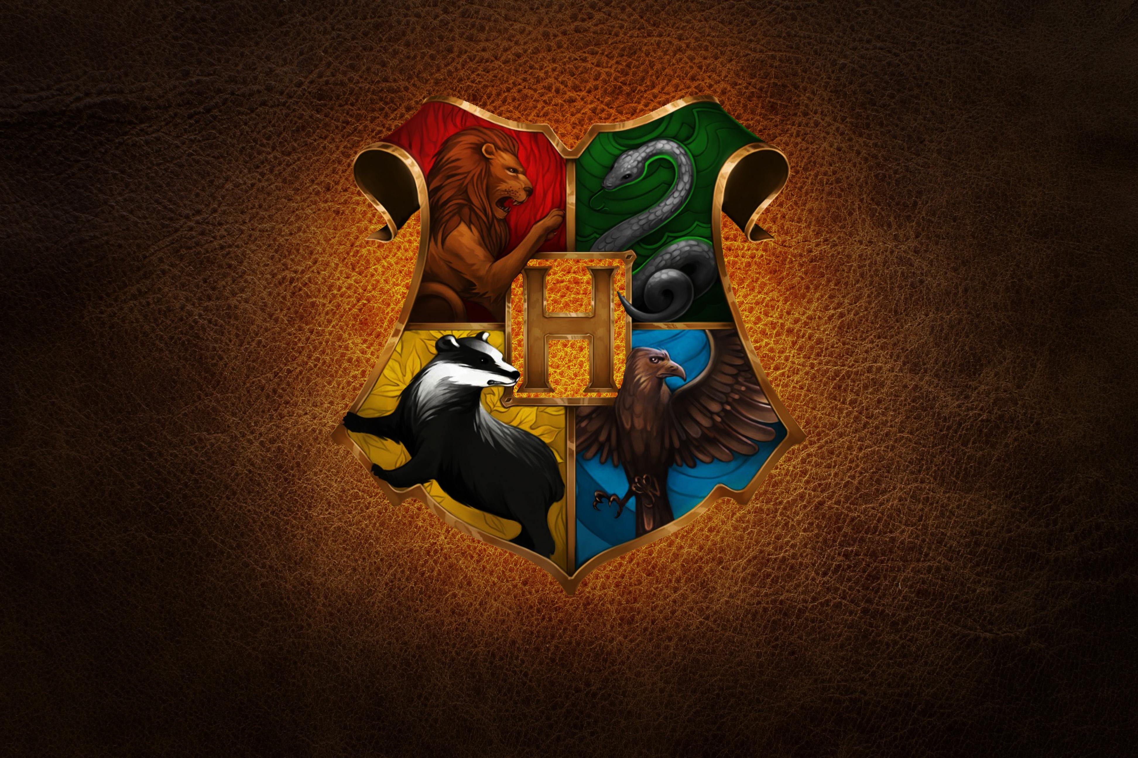 Hogwarts Crest Background