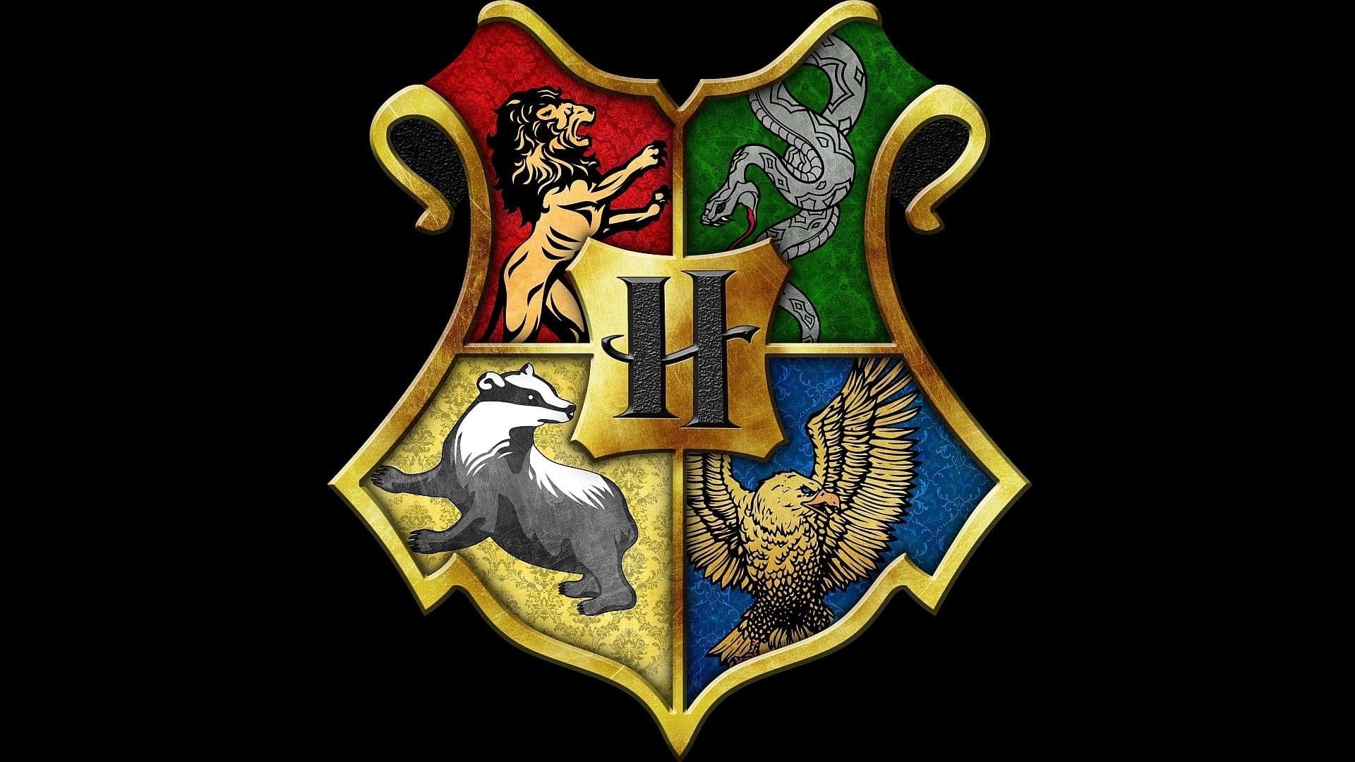 Hogwarts Crest Background