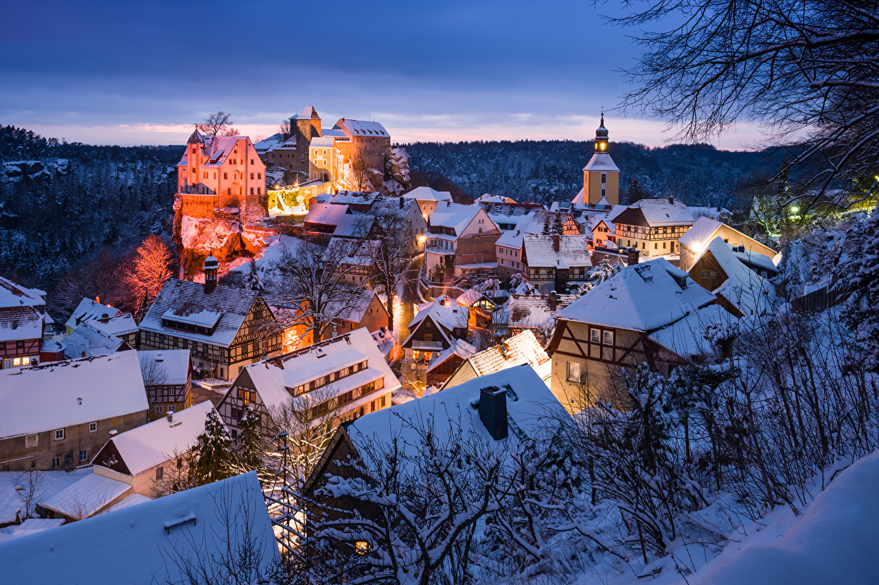 Hohnstein City Germany In Winter Snow Wallpapers