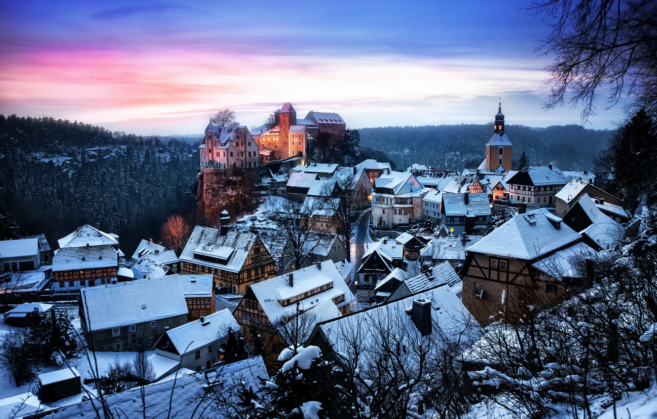 Hohnstein City Germany In Winter Snow Wallpapers