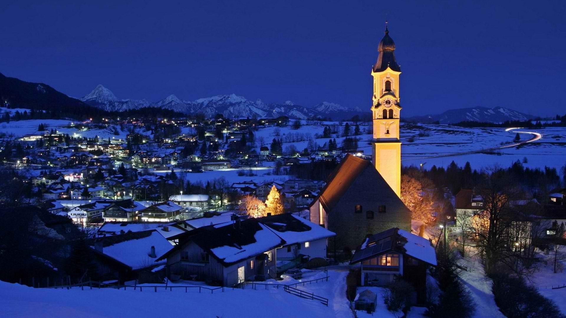 Hohnstein City Germany In Winter Snow Wallpapers