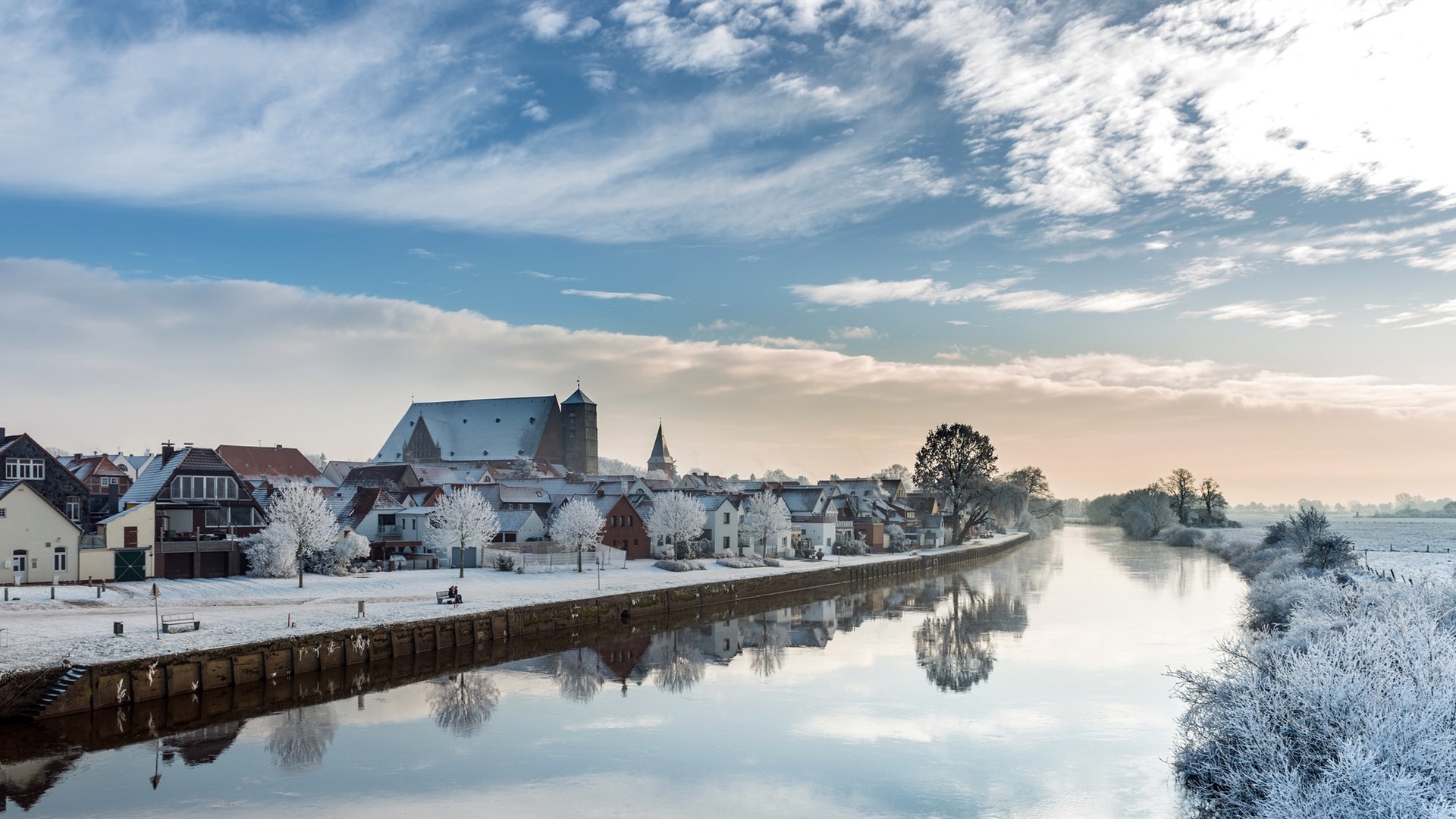 Hohnstein City Germany In Winter Snow Wallpapers