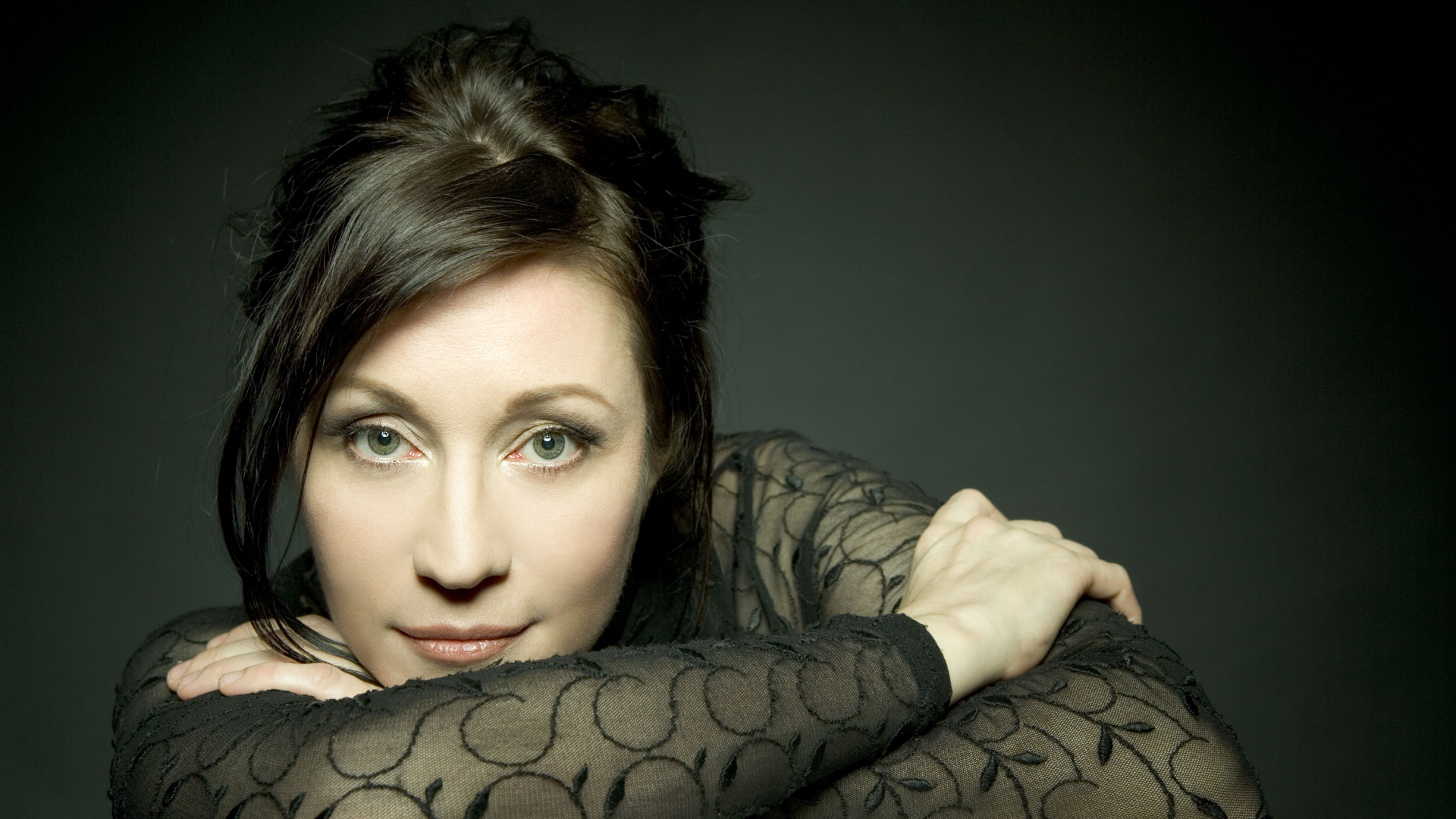 Holly Cole Wallpapers