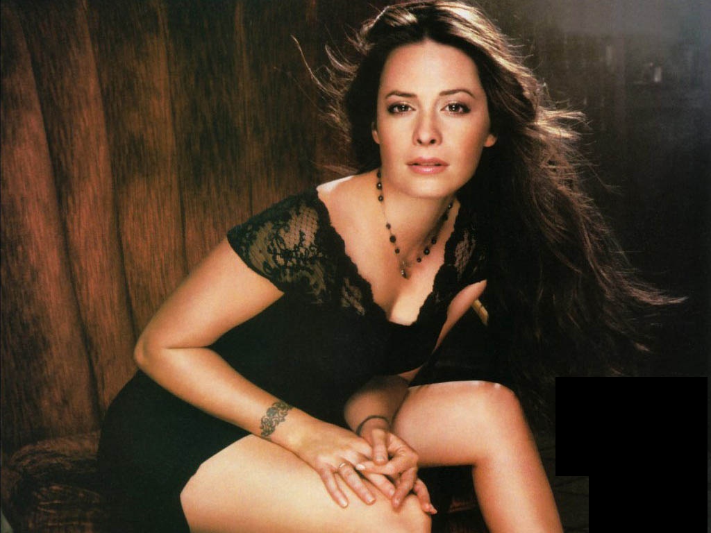 Holly Marie Combs Wallpapers