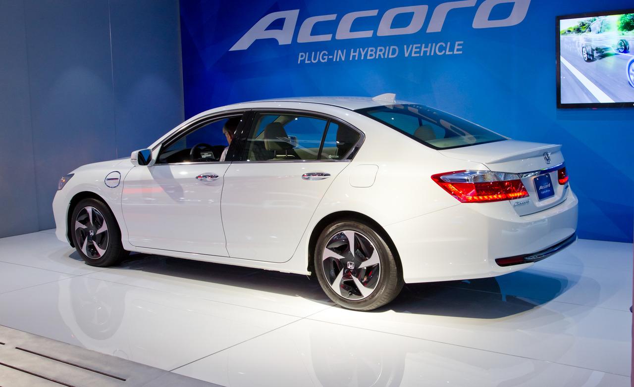 Honda Accord Sport Hybrid Wallpapers