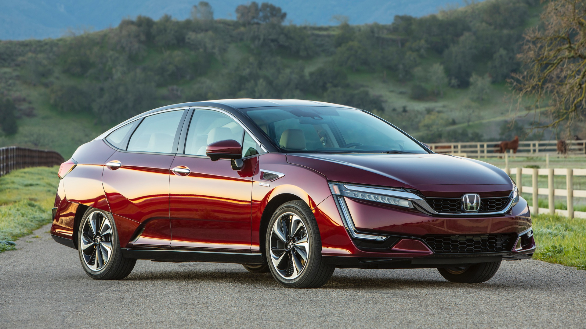 Honda Clarity Wallpapers