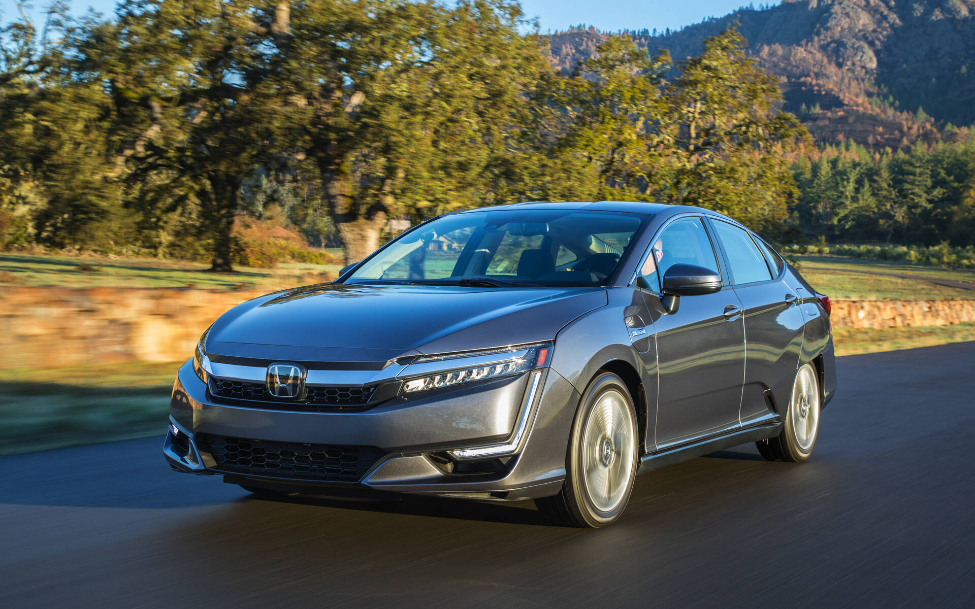 Honda Clarity Wallpapers