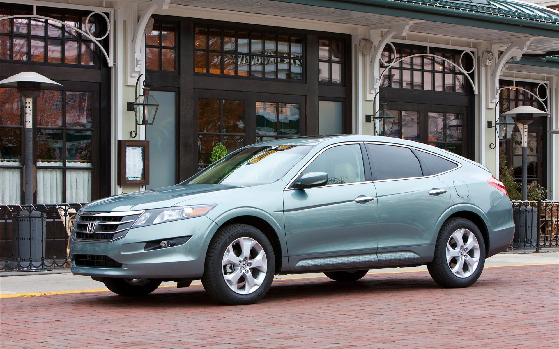 Honda Crosstour Wallpapers