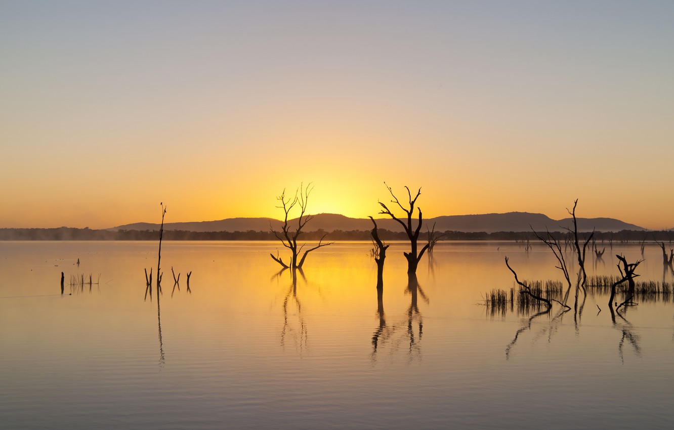 Horizon Lake Dawn And Mountains Wallpapers