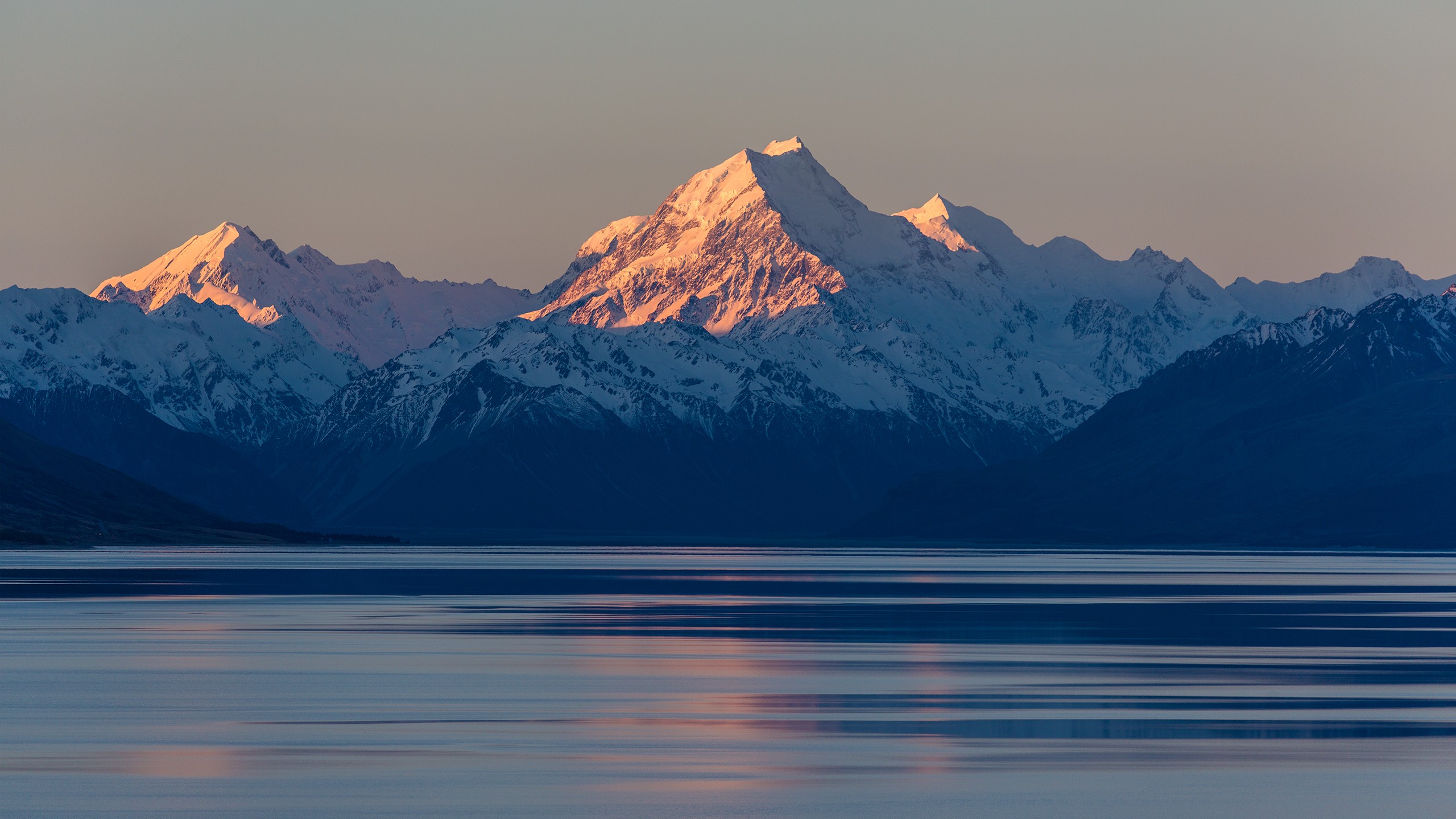 Horizon Lake Dawn And Mountains Wallpapers