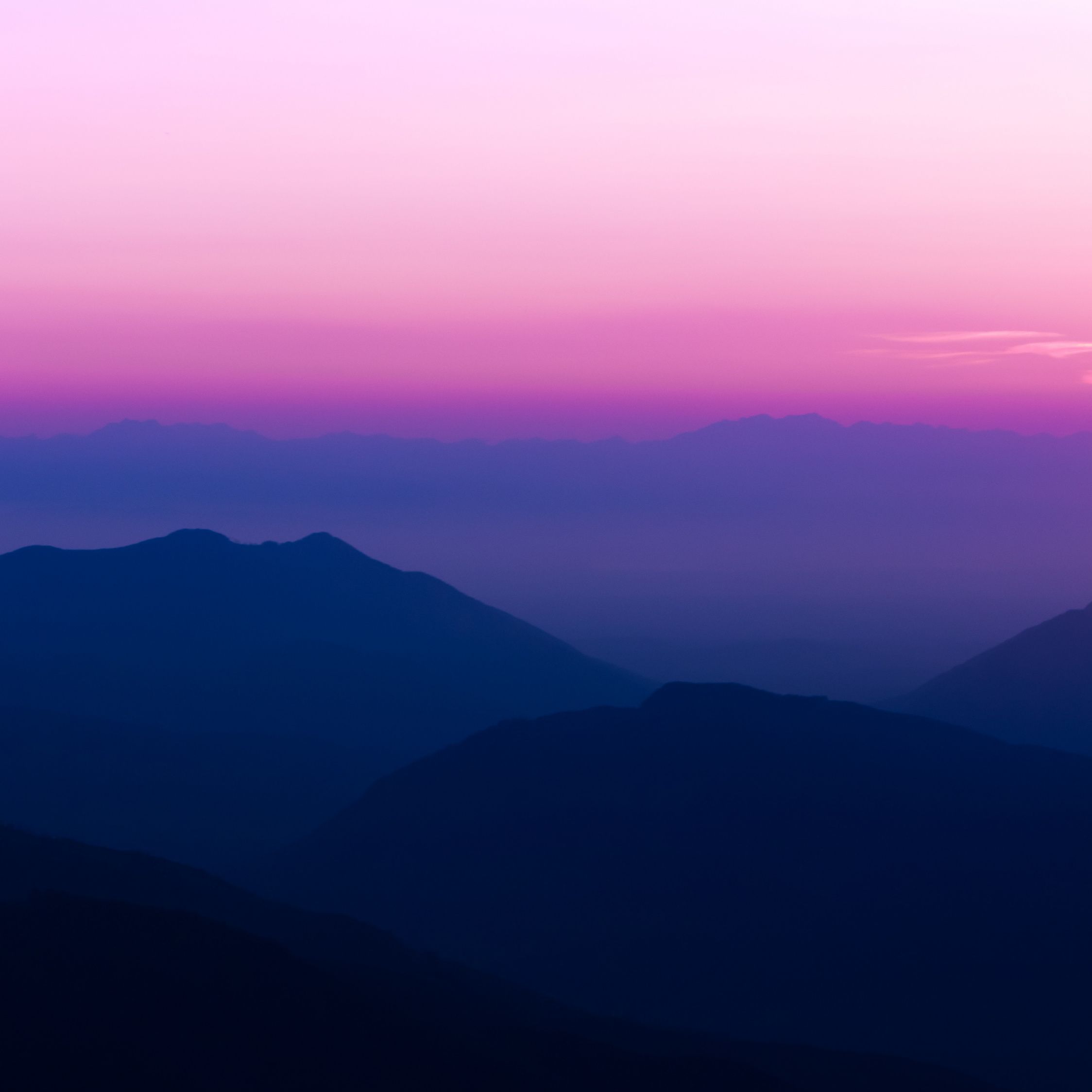 Horizon Purple Gradient Mountains Wallpapers