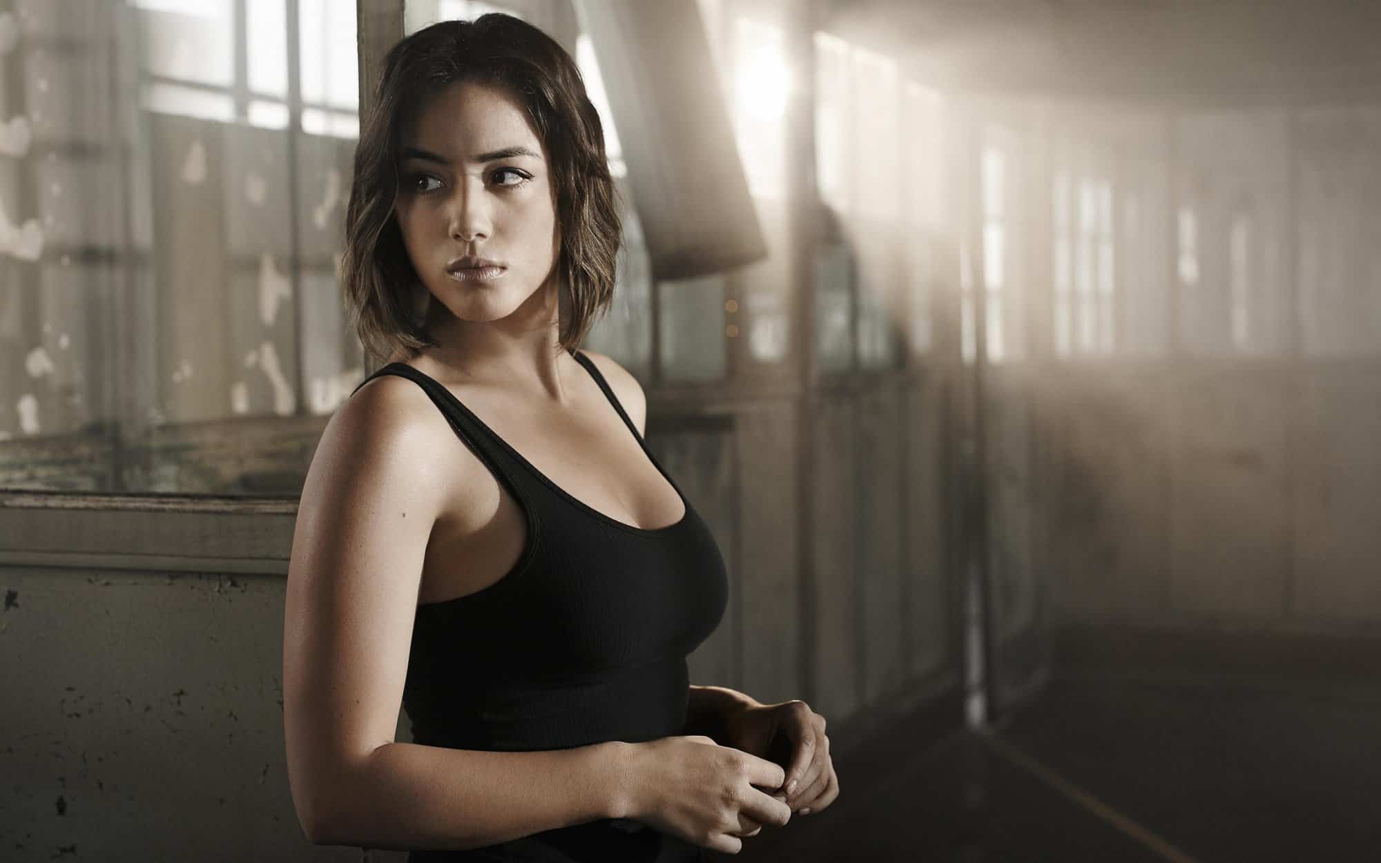 Hot Chloe Bennet Wallpapers