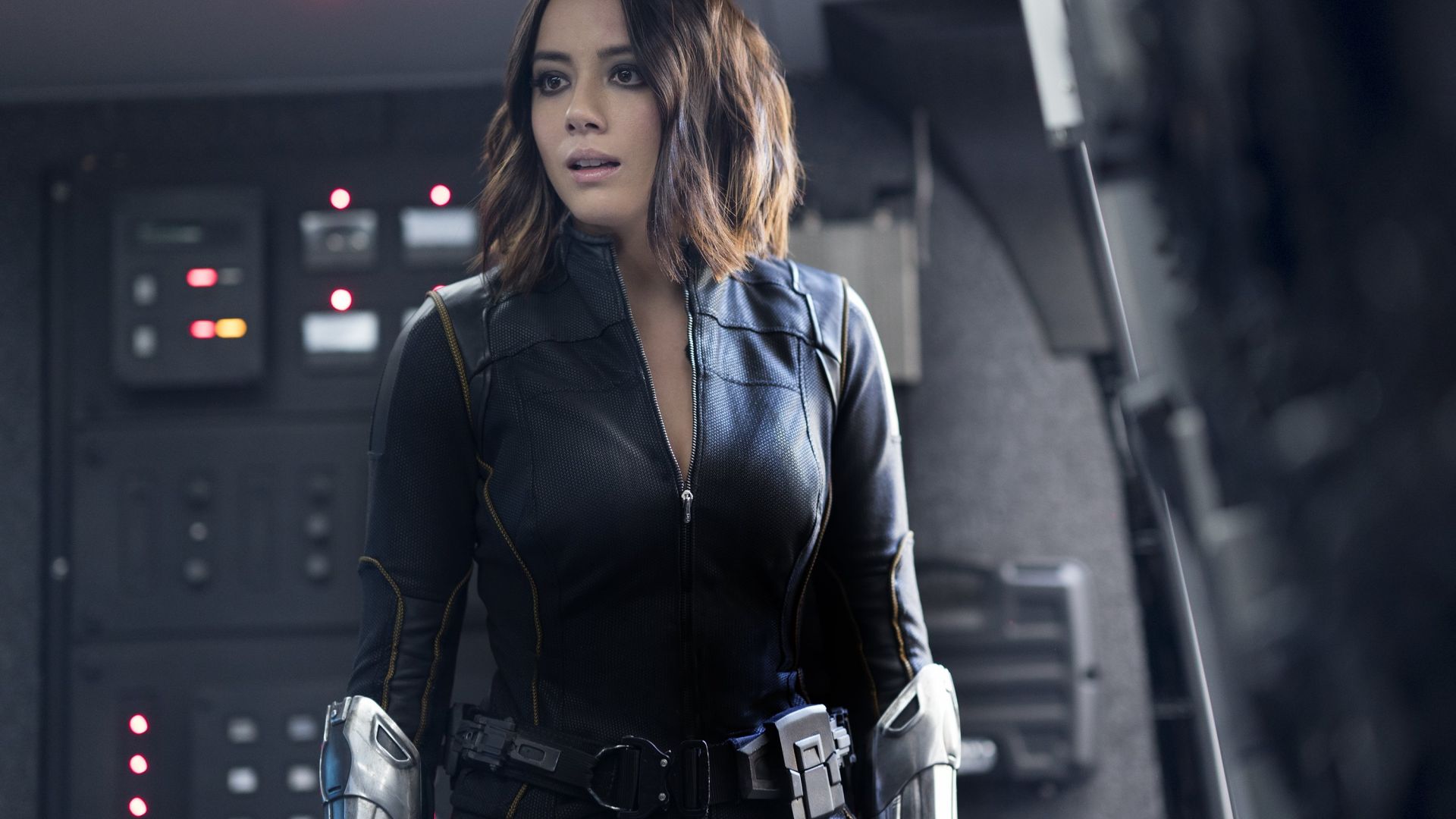 Hot Chloe Bennet Wallpapers