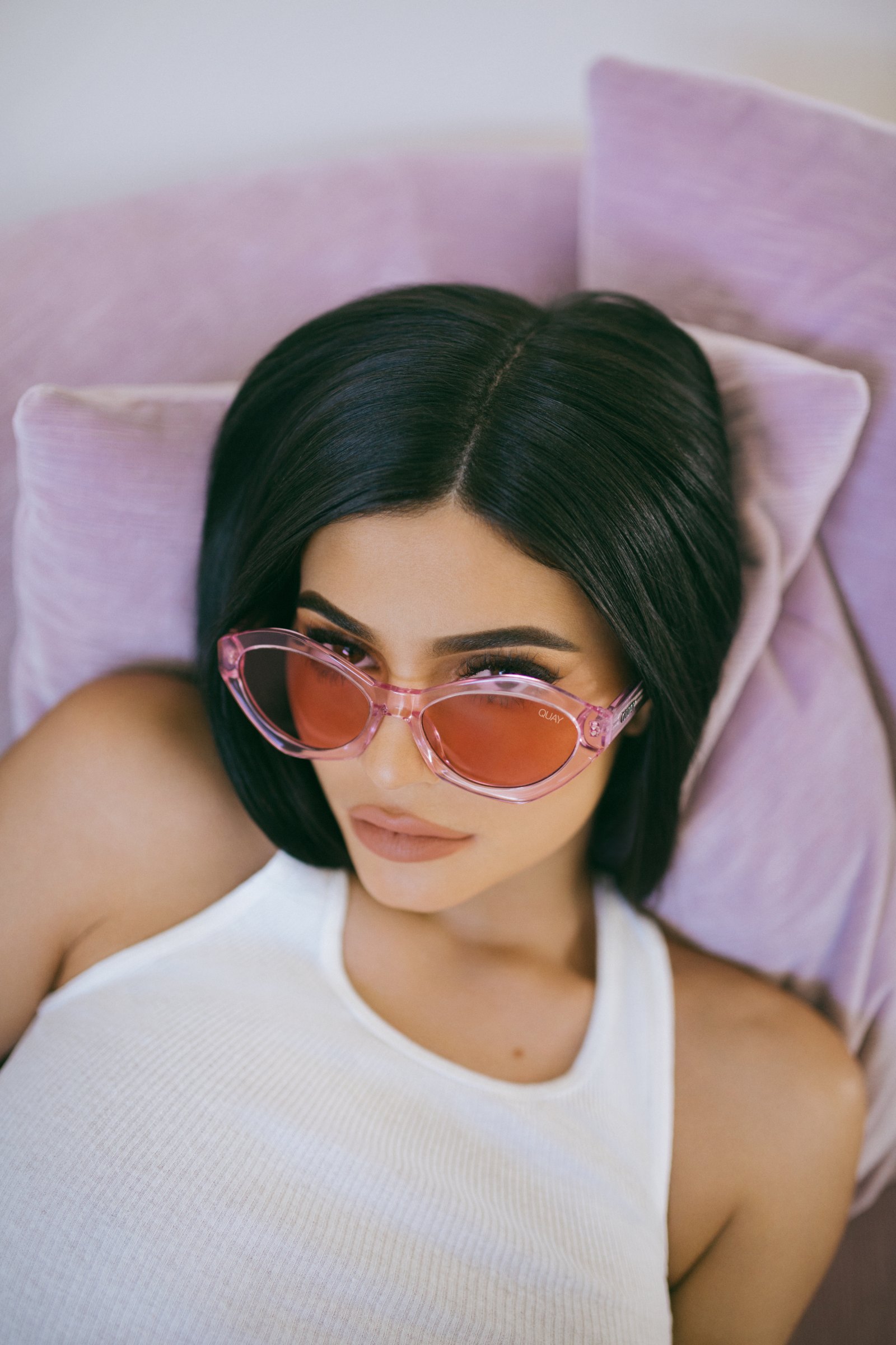 Hot Kylie Jenner in Sun Glass Wallpapers