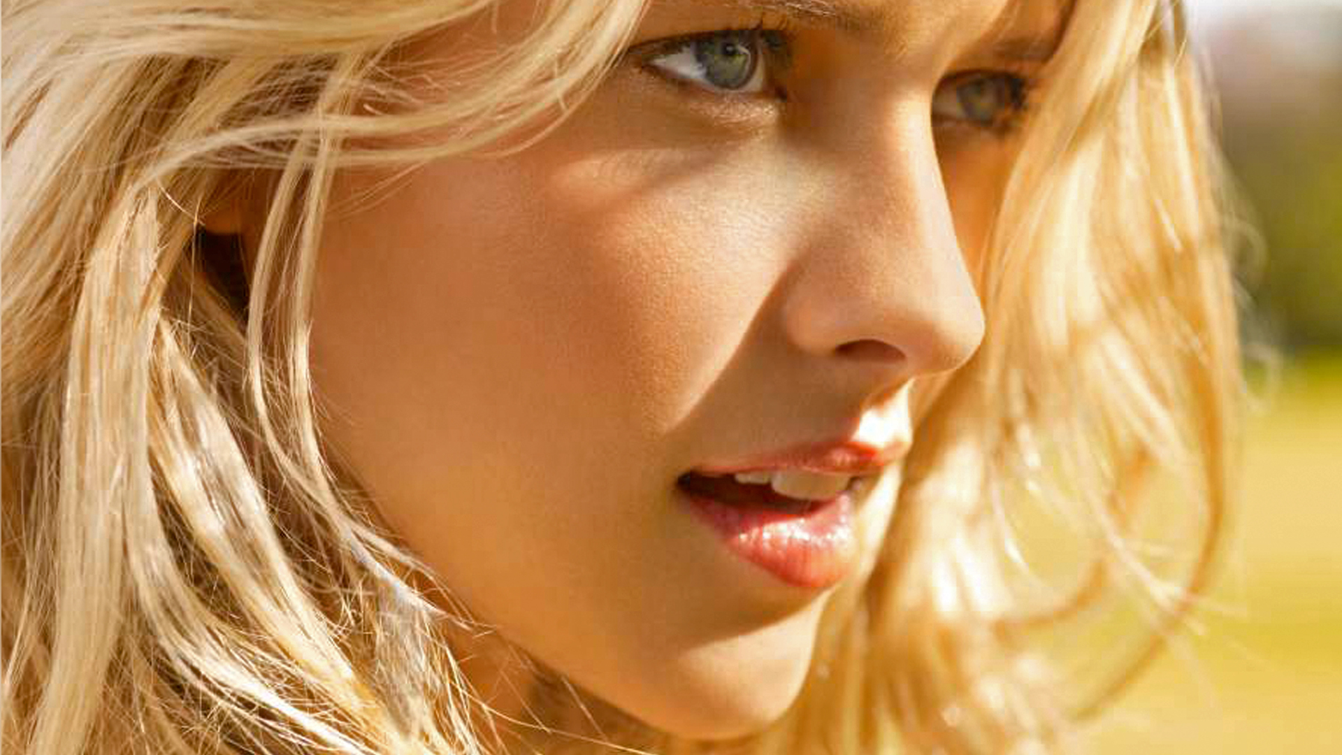 Hot Teresa Palmer Wallpapers