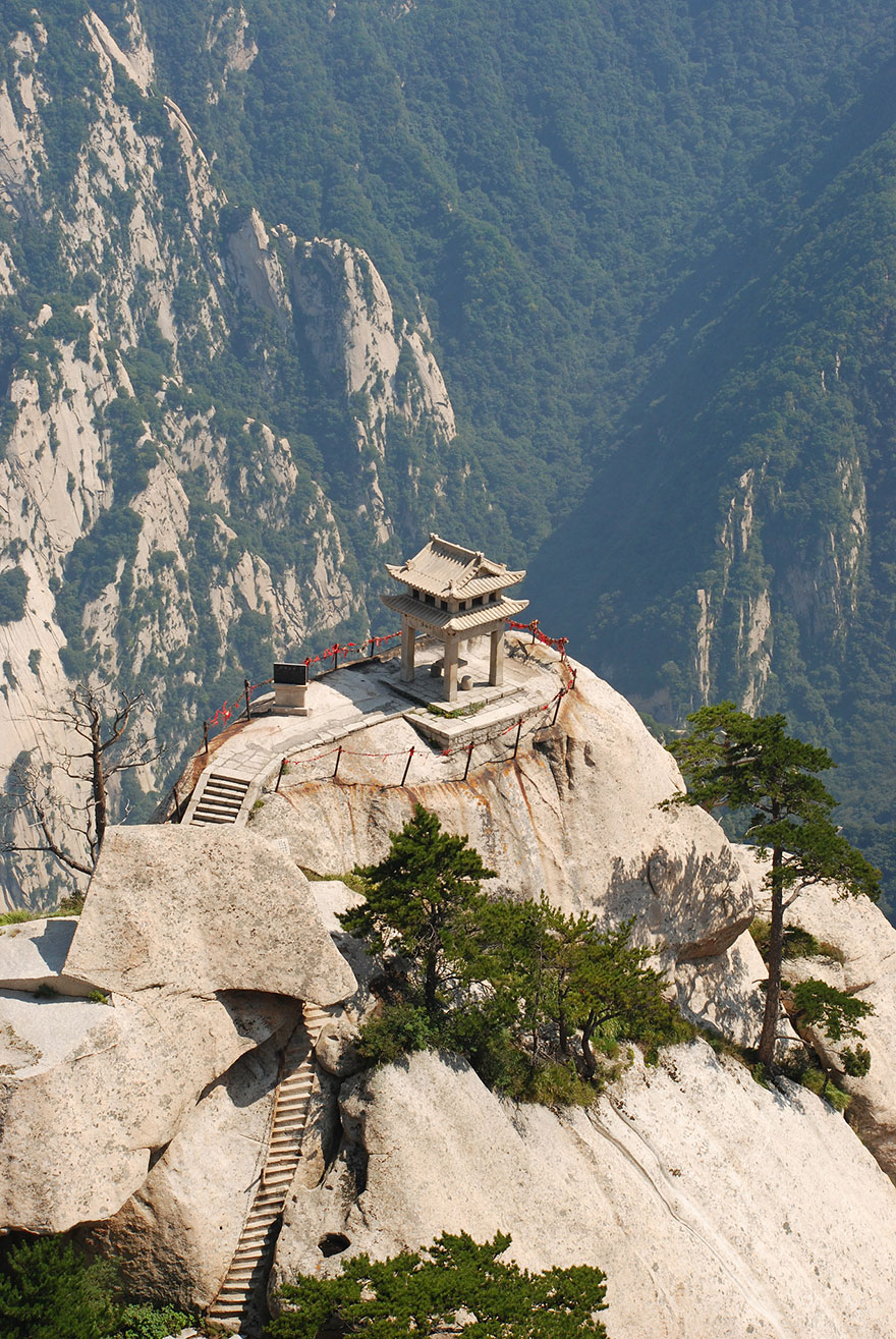 Huashan Mountain In Weinan China Wallpapers