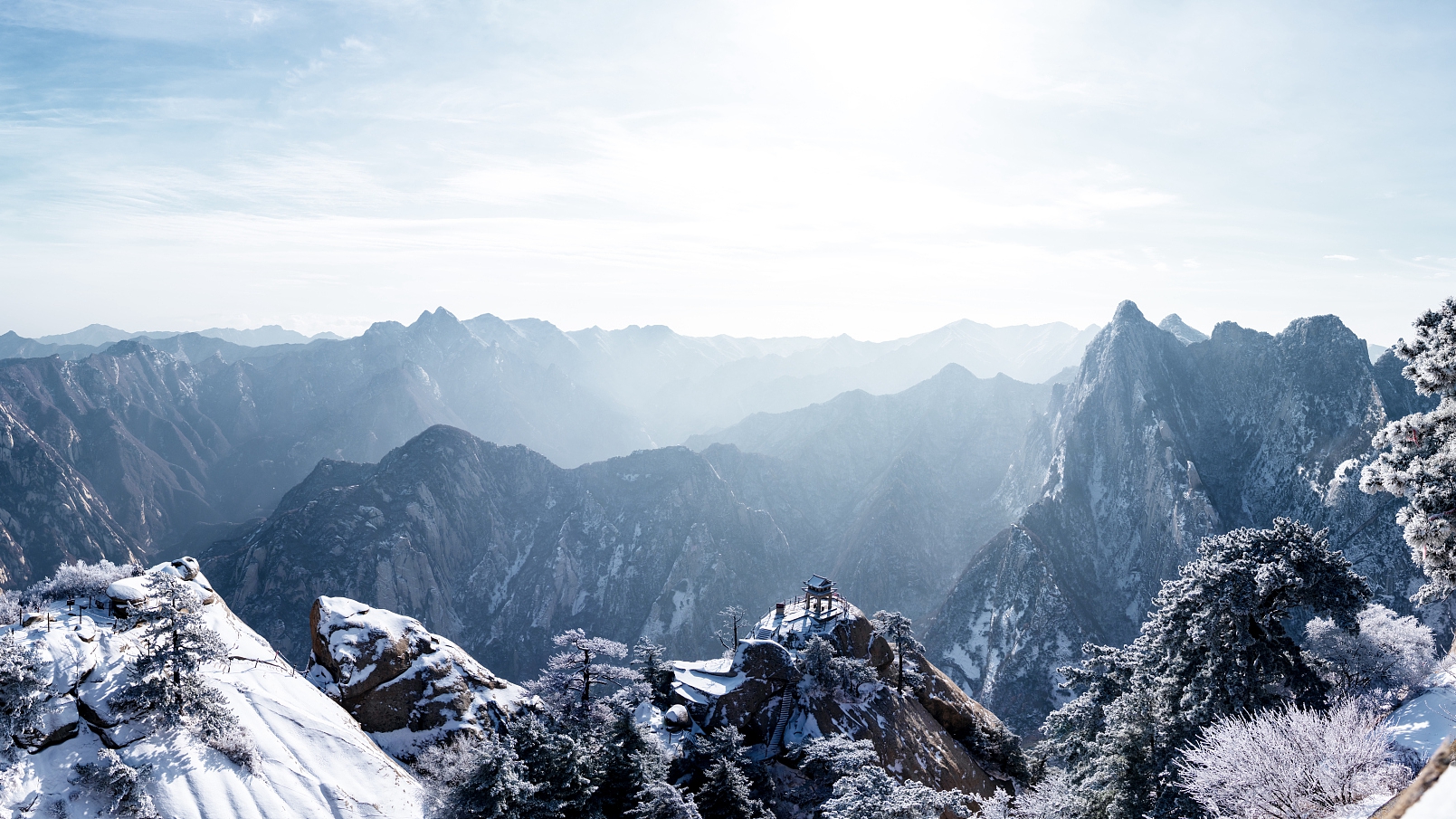 Huashan Mountain In Weinan China Wallpapers