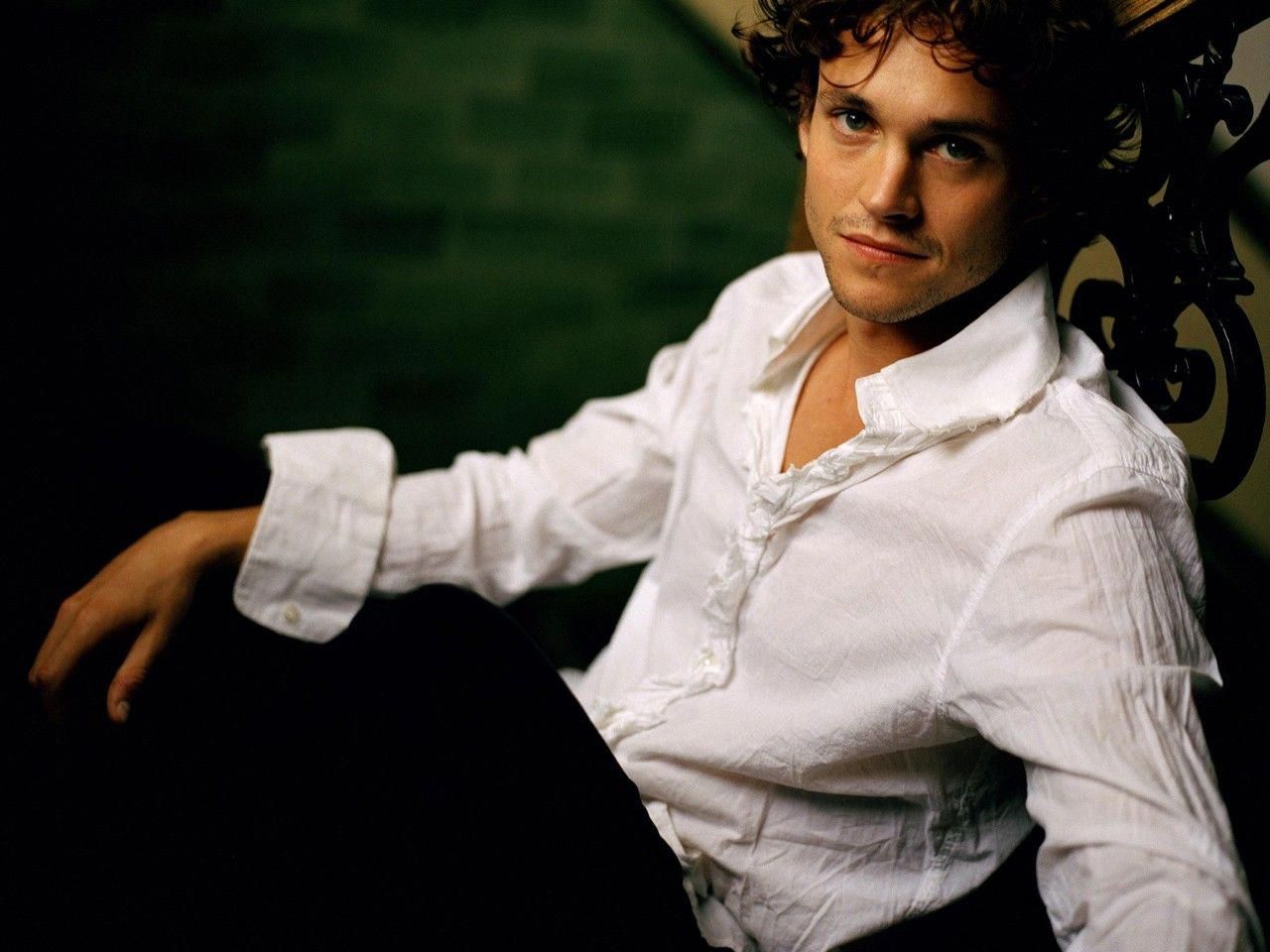 Hugh Dancy Photoshoot Wallpapers