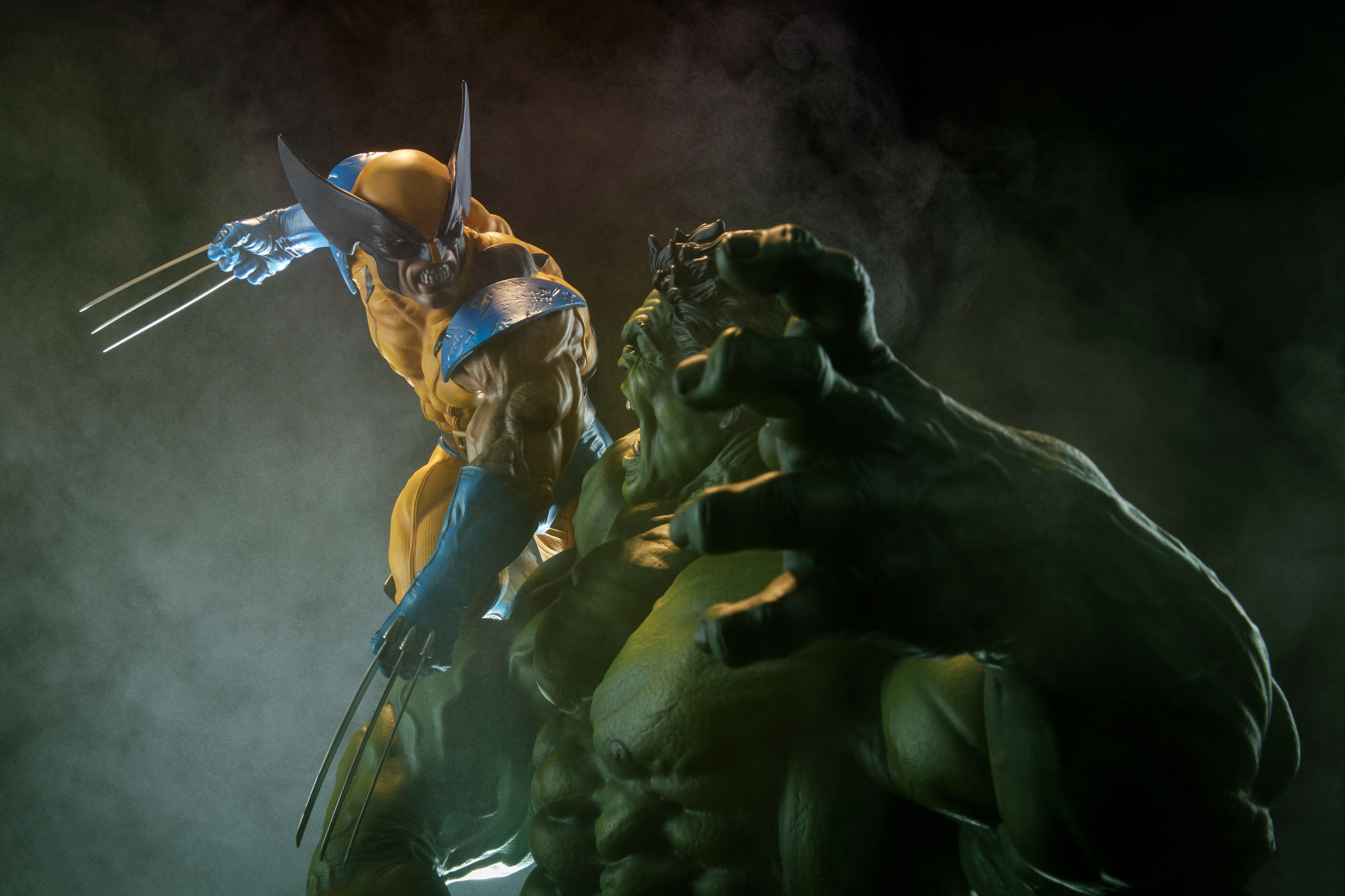 Hulk Vs Wolverine Wallpapers