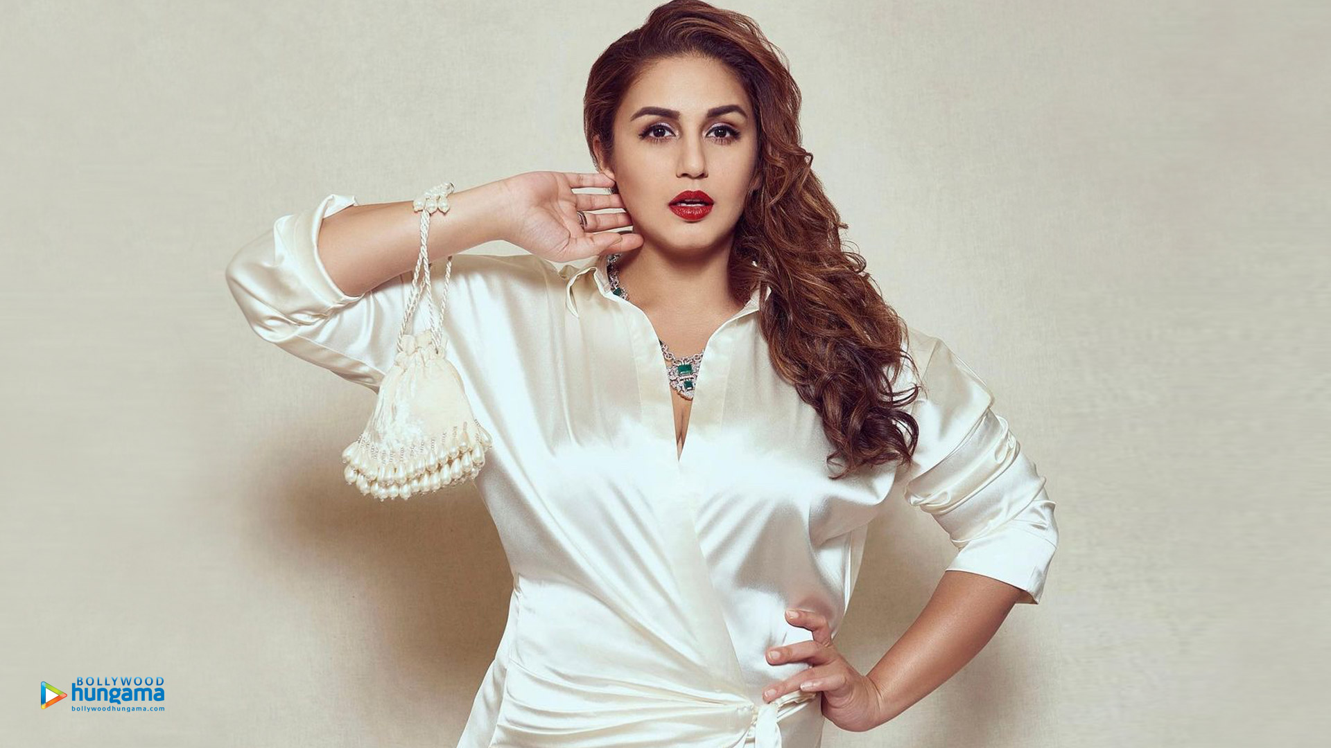 Huma Qureshi Wallpapers