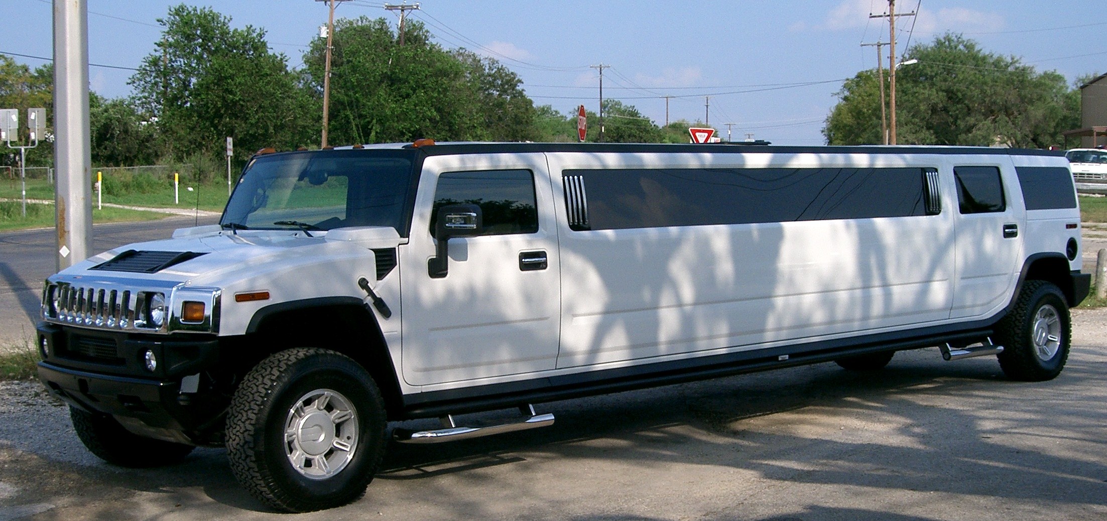 Hummer Limousine Wallpapers