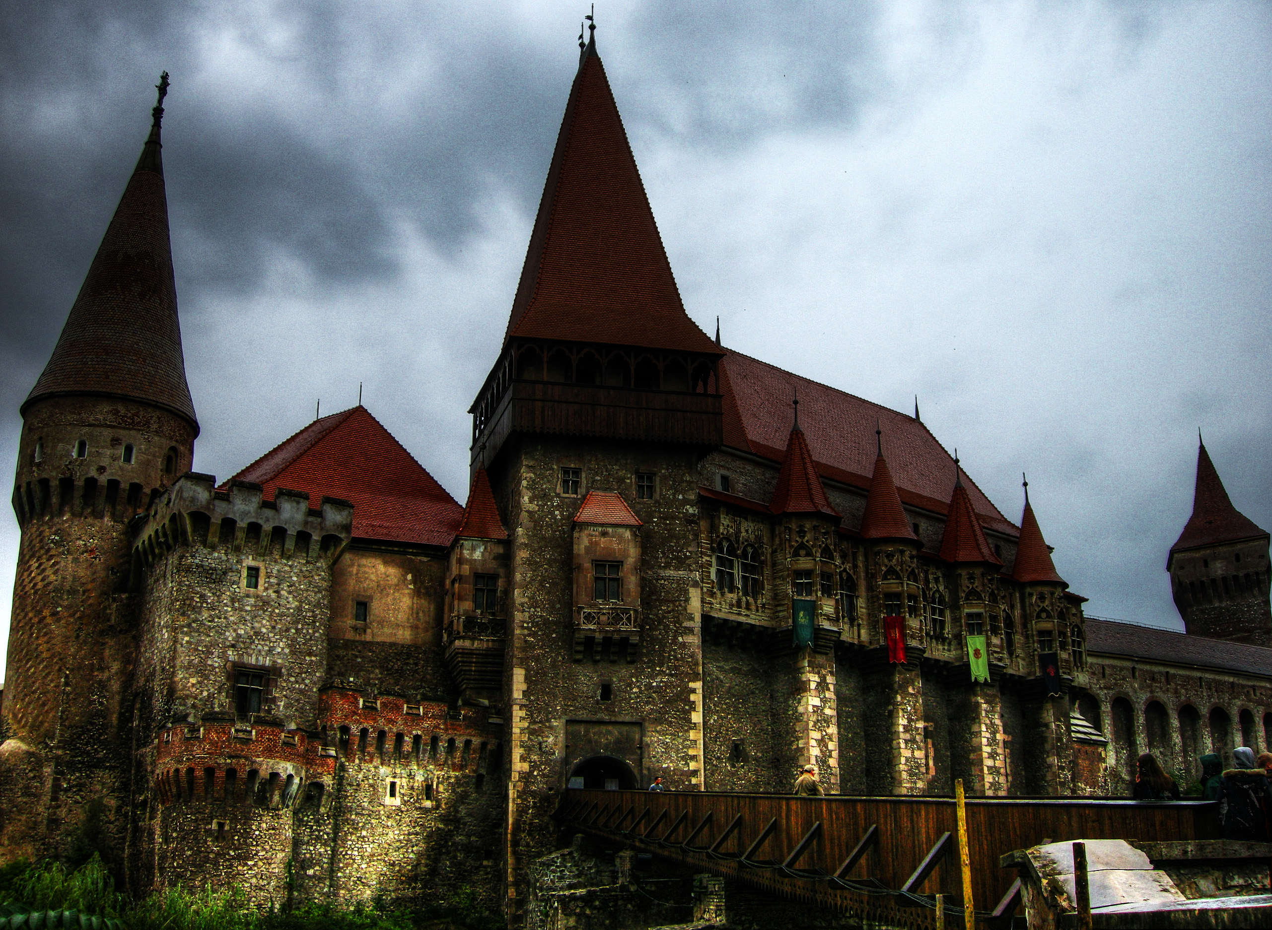 Hunedoara Castle Wallpapers