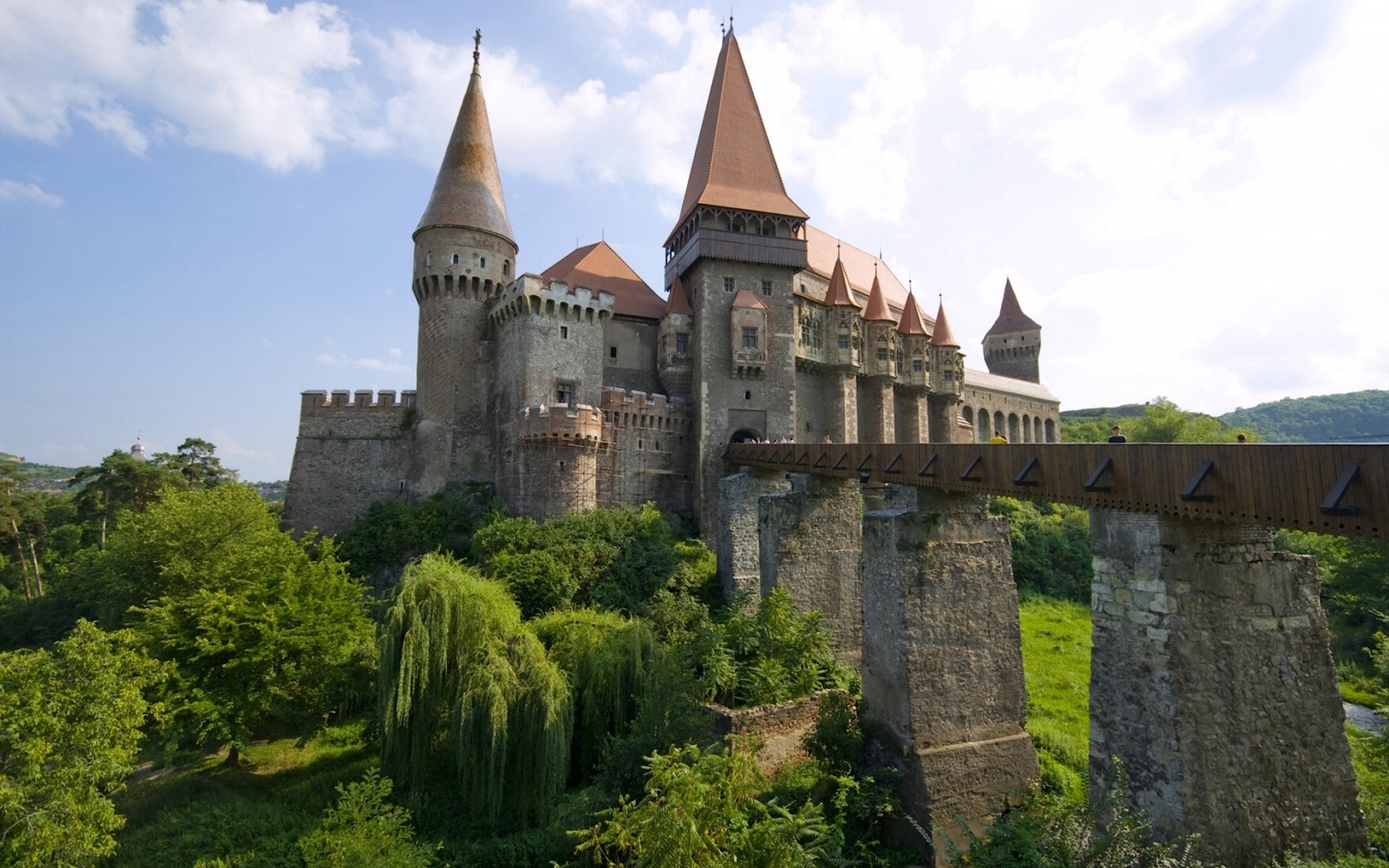 Hunedoara Castle Wallpapers