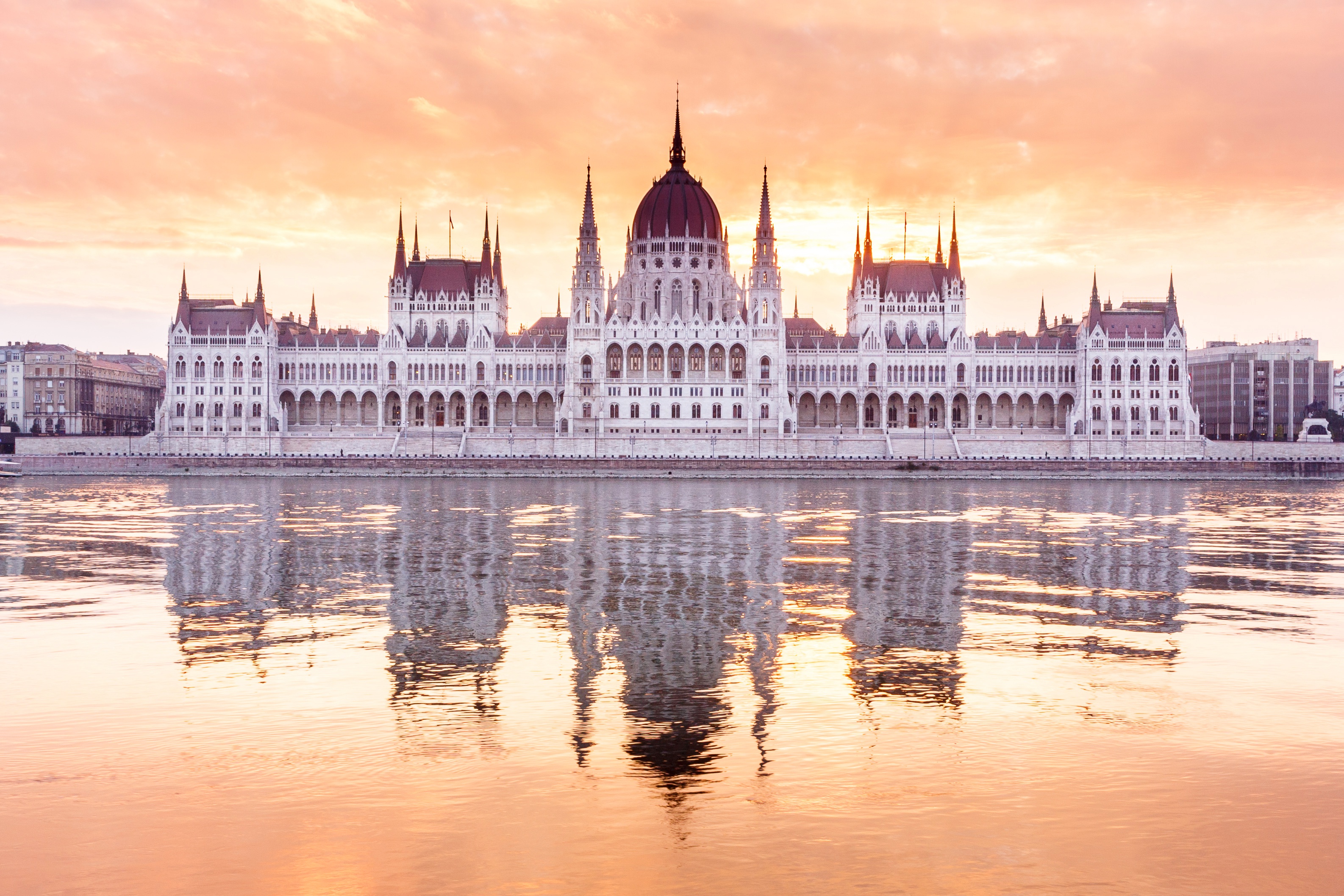 Hungarian Parliament Building Wallpapers