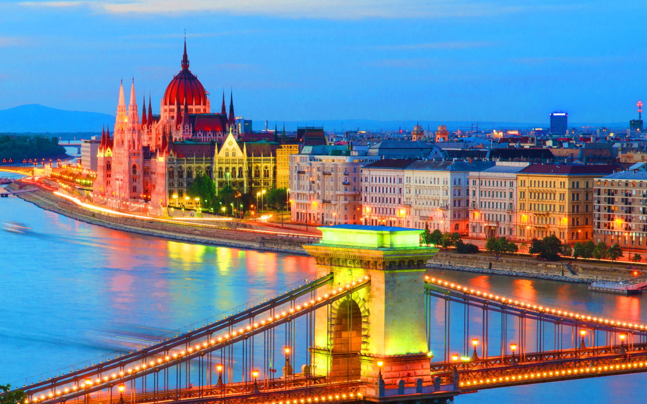 Hungarian Parliament Building Wallpapers