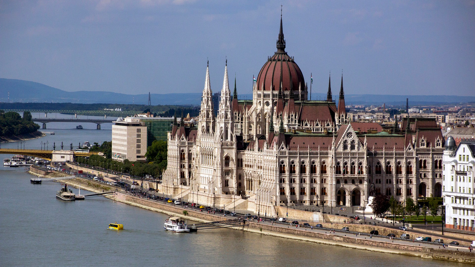 Hungarian Parliament Building Wallpapers