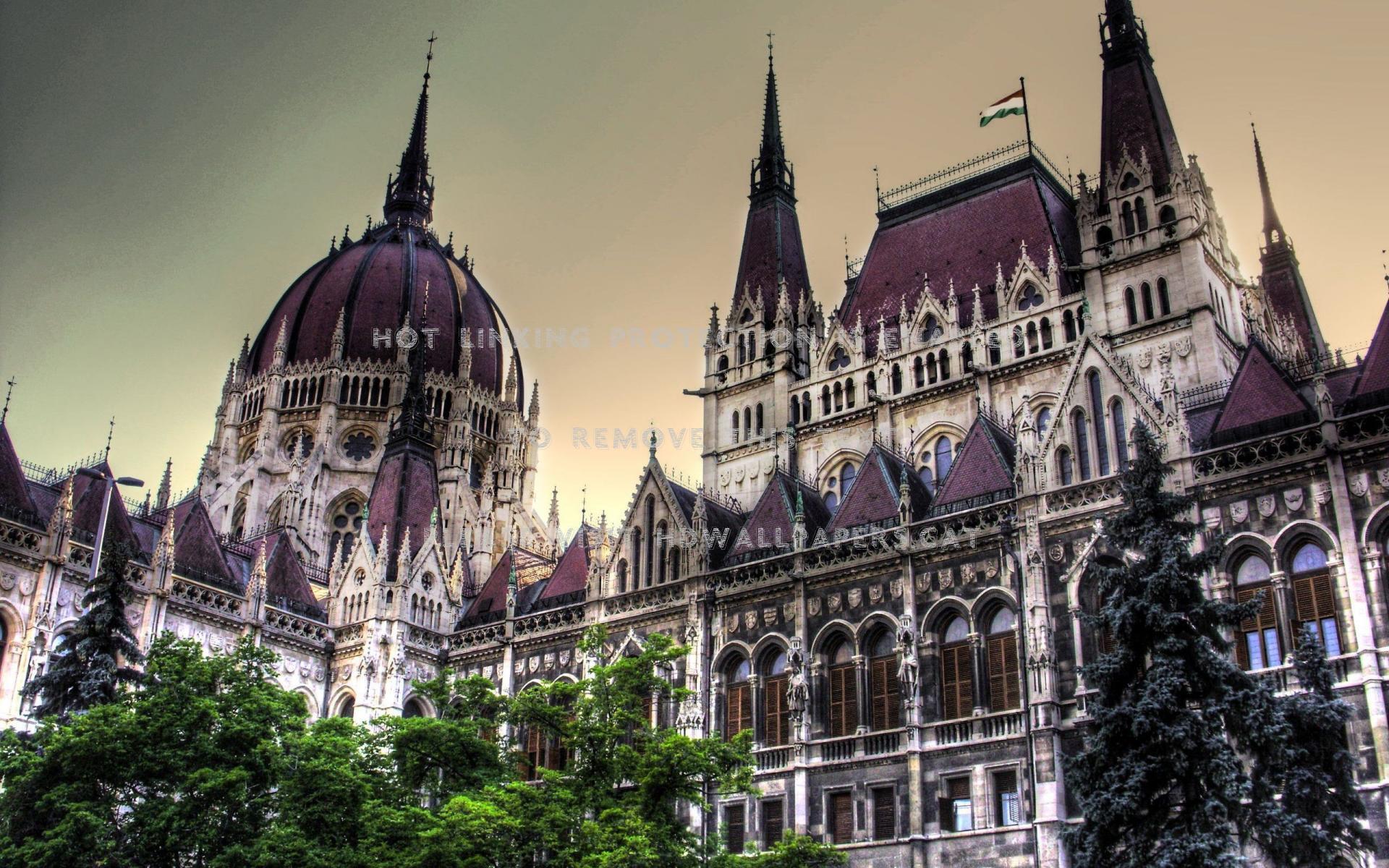 Hungarian Parliament Building Wallpapers