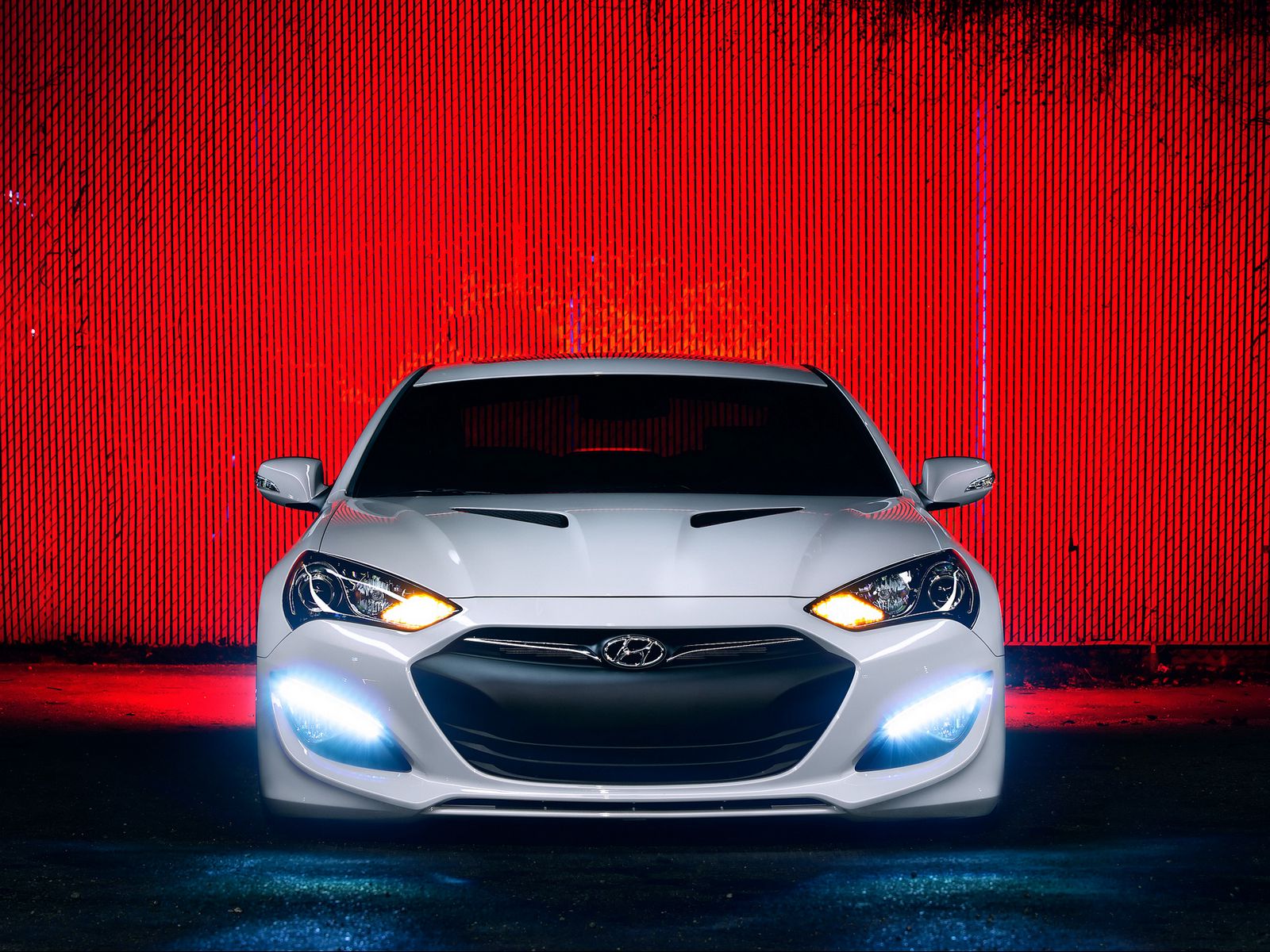 Hyundai Genesis Wallpapers