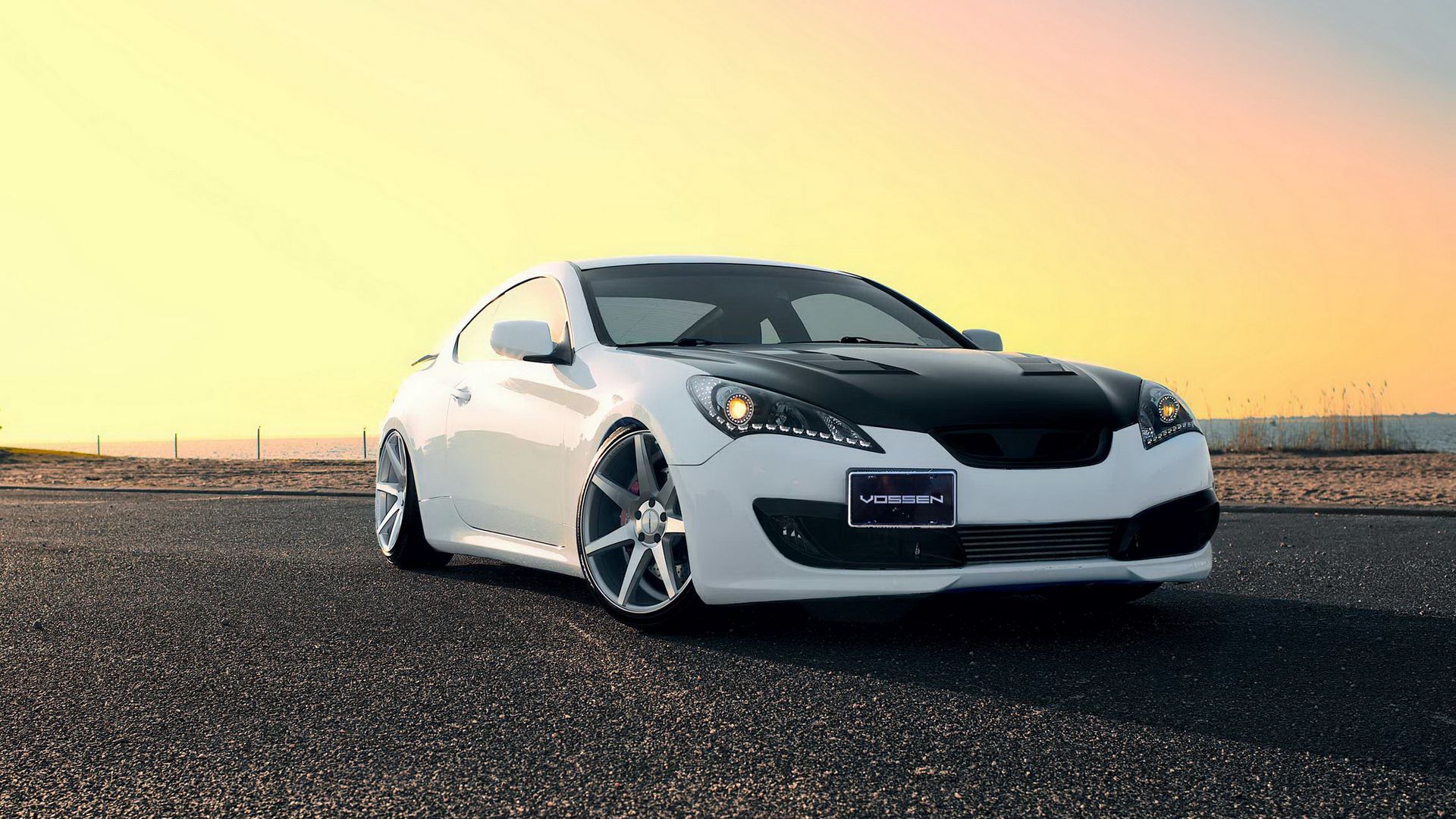 Hyundai Genesis Wallpapers