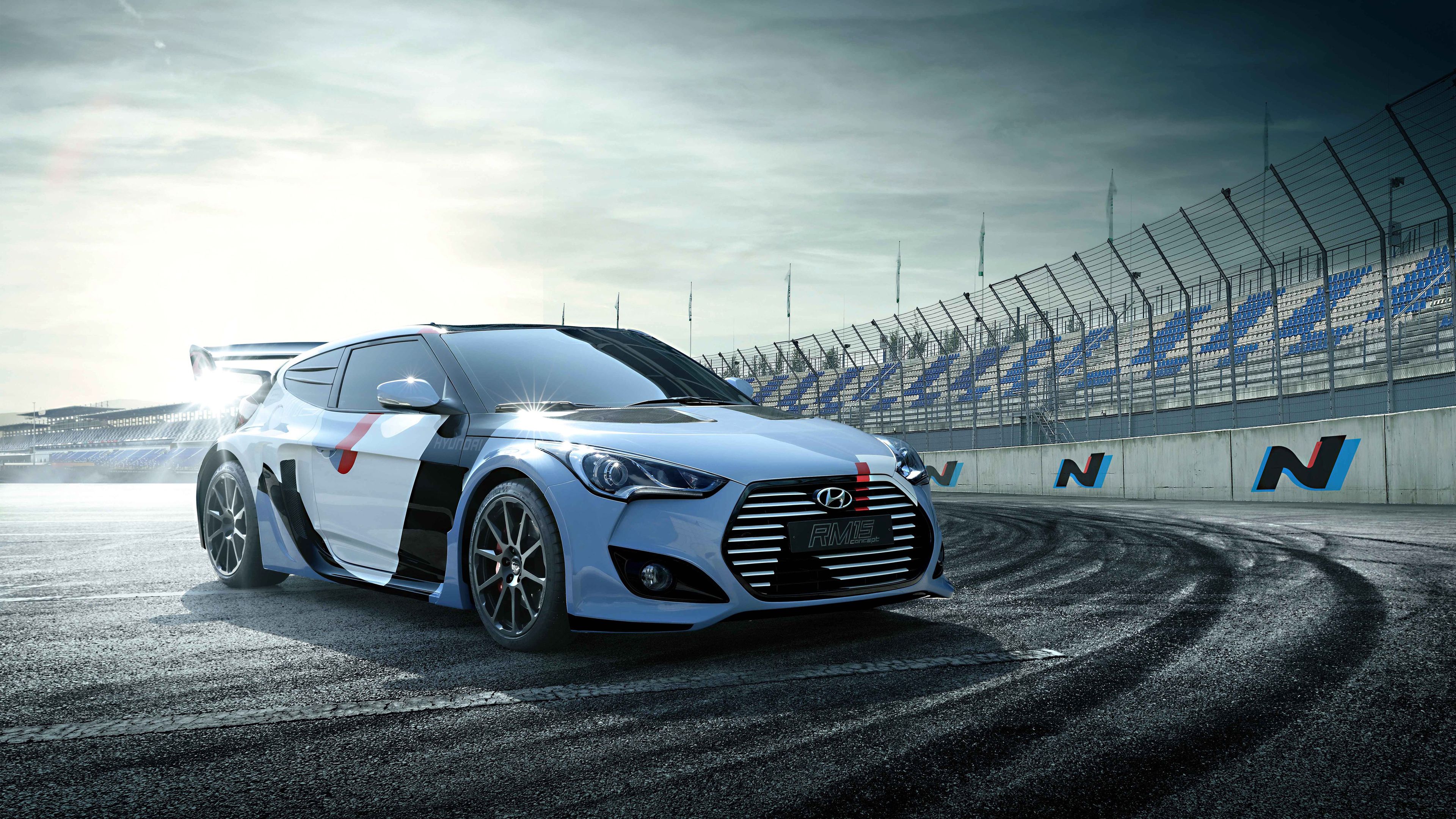 Hyundai I-Oniq Wallpapers