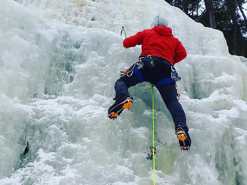 Ice Climbing Wallpapers