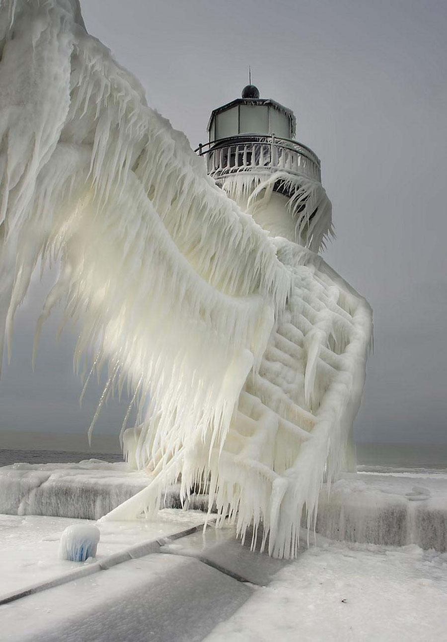 Ice Lighthouse Background