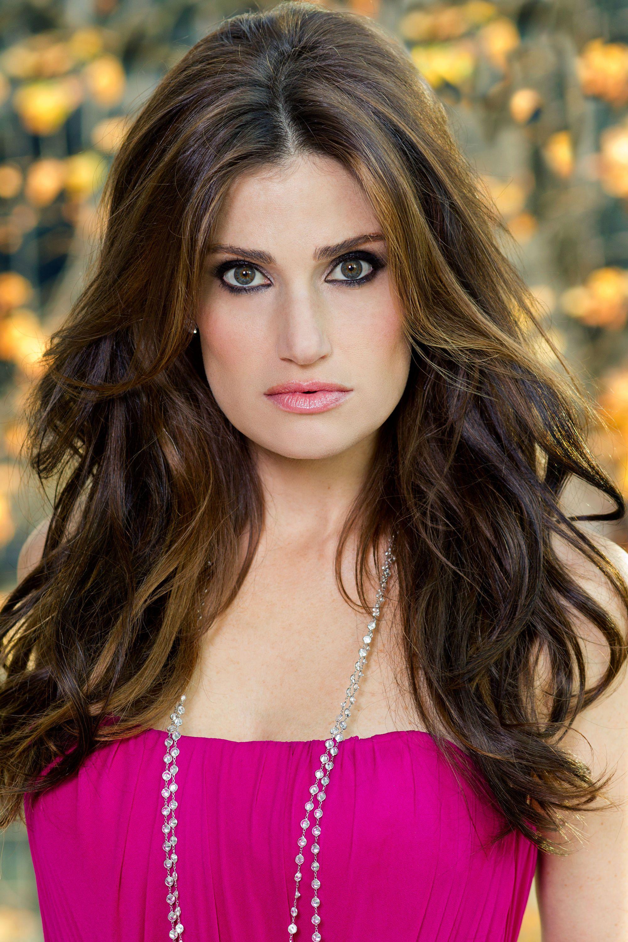 Idina Menzel Wallpapers