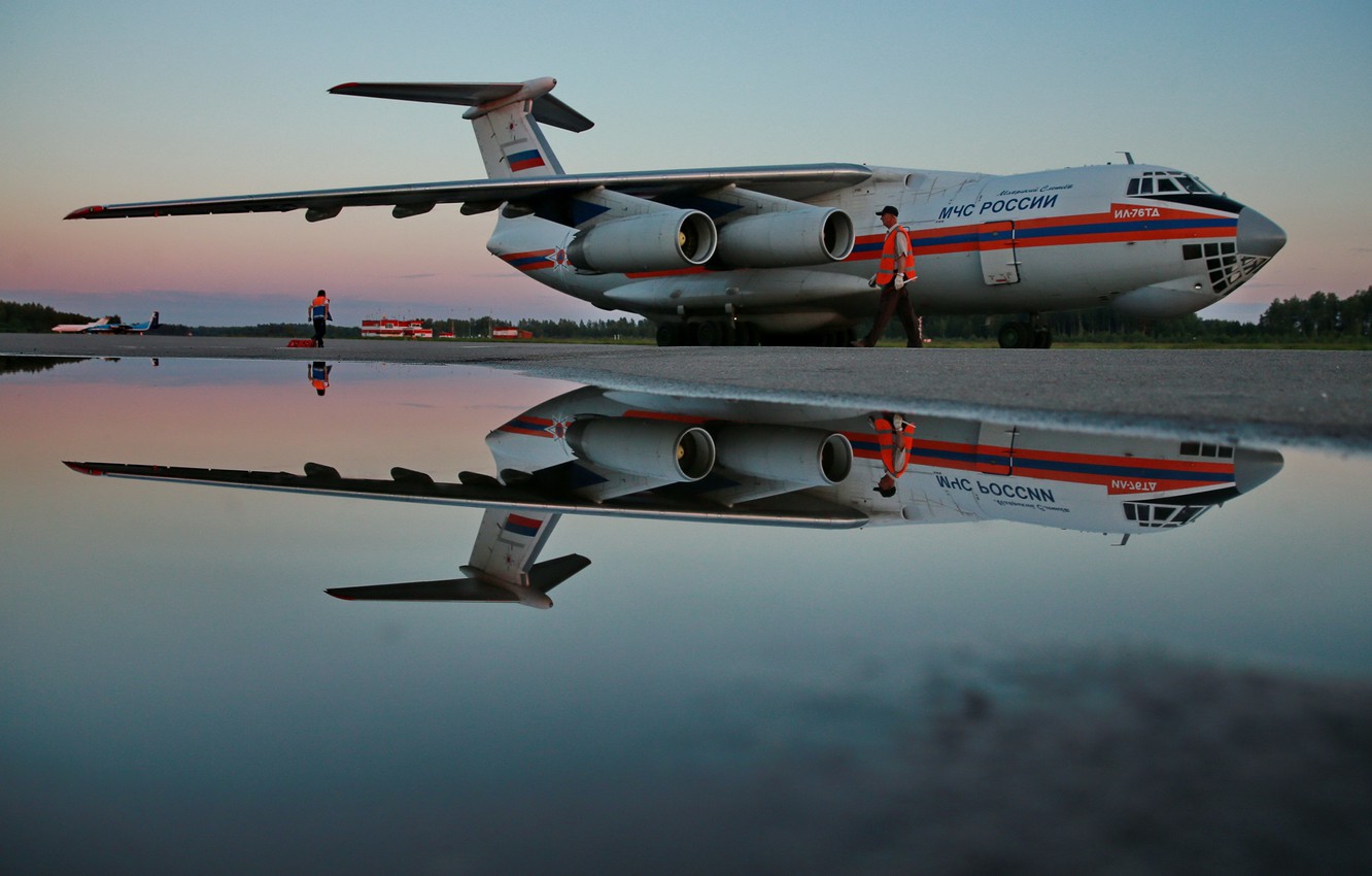 Ilyushin Il-76 Wallpapers