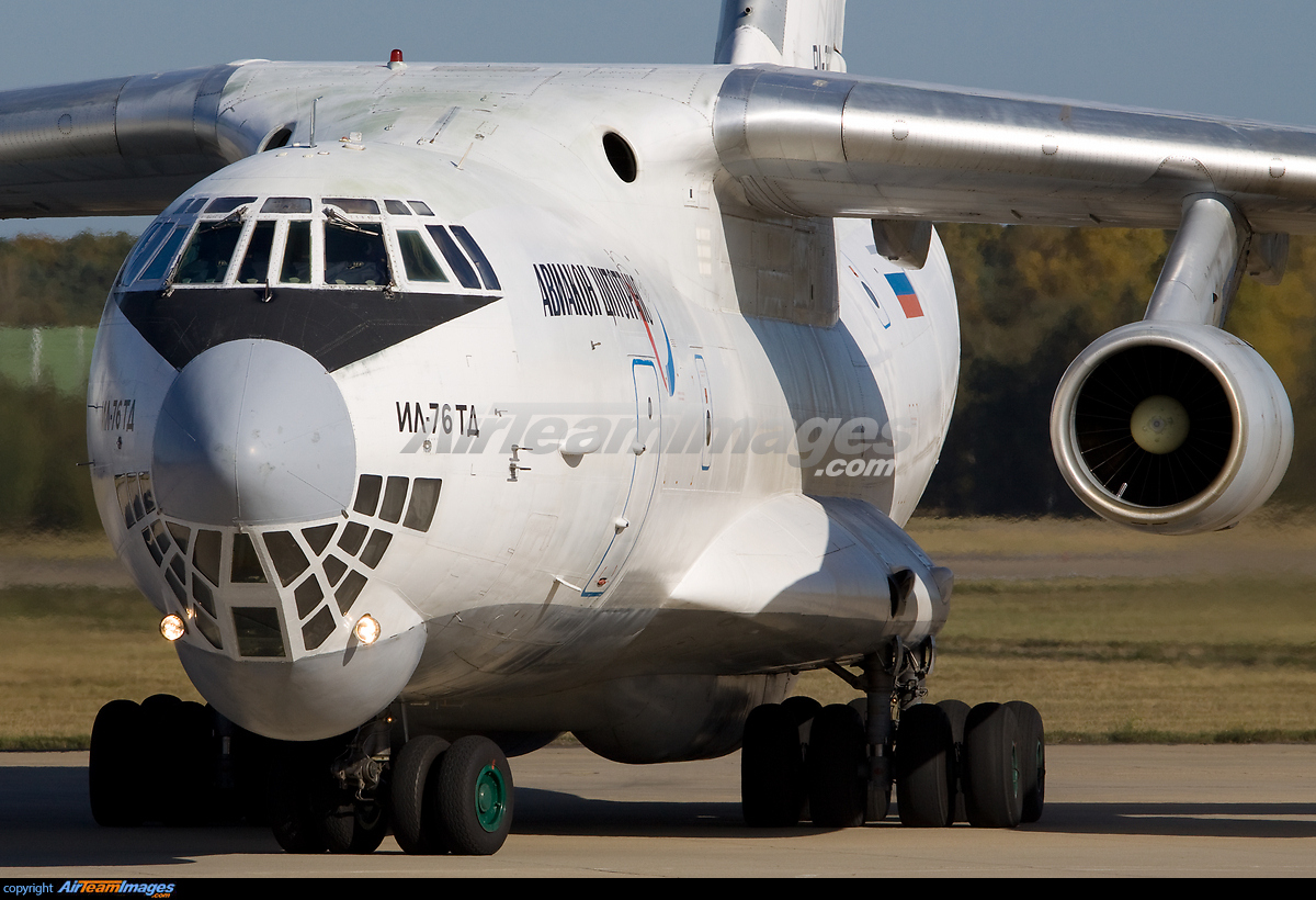 Ilyushin Il-76 Wallpapers